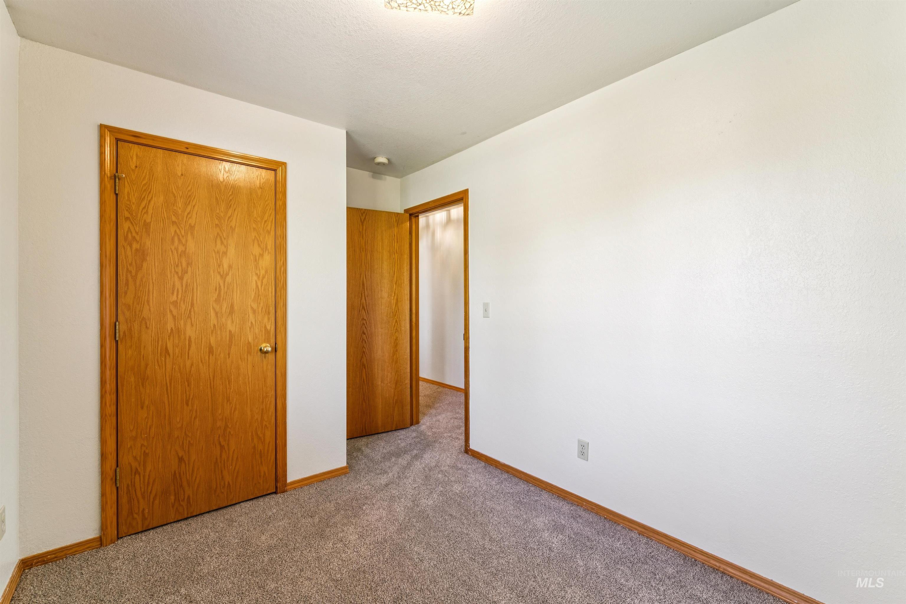 2931 NE Vista Way, Mountain Home, Idaho 83647, 3 Bedrooms, 2 Bathrooms, Residential For Sale, Price $449,000,MLS 98983306