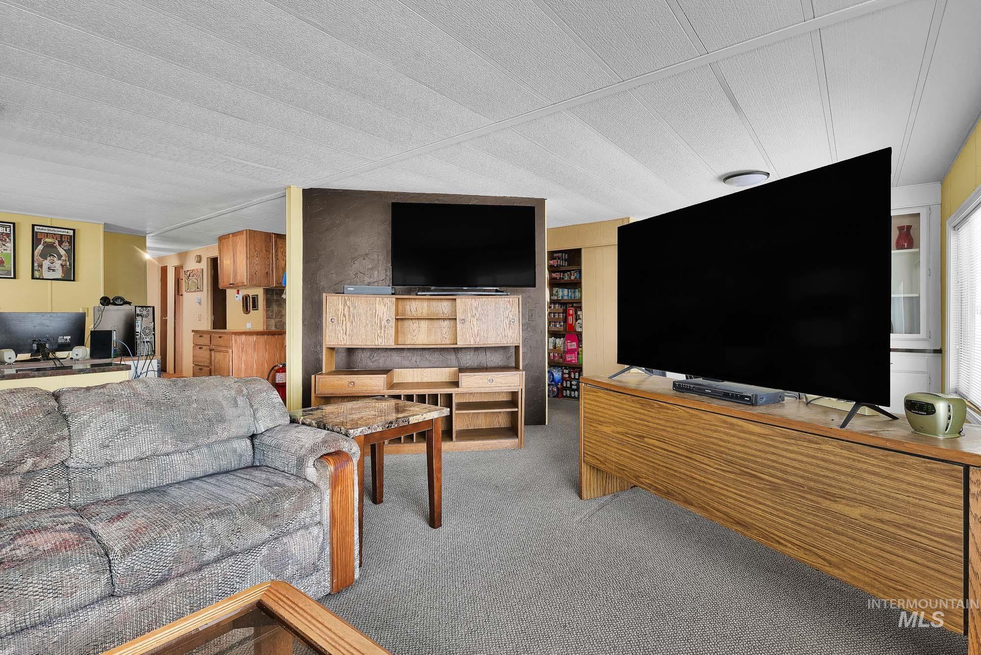 1715 W Flamingo Ave, Nampa, Idaho 83651, 2 Bedrooms, 2 Bathrooms, Residential For Sale, Price $75,000,MLS 98983307