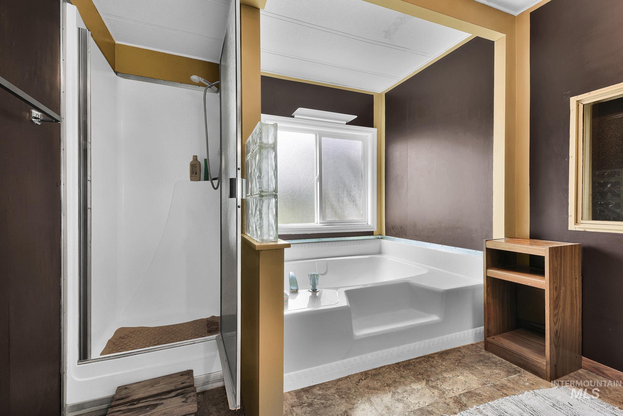 1715 W Flamingo Ave, Nampa, Idaho 83651, 2 Bedrooms, 2 Bathrooms, Residential For Sale, Price $75,000,MLS 98983307