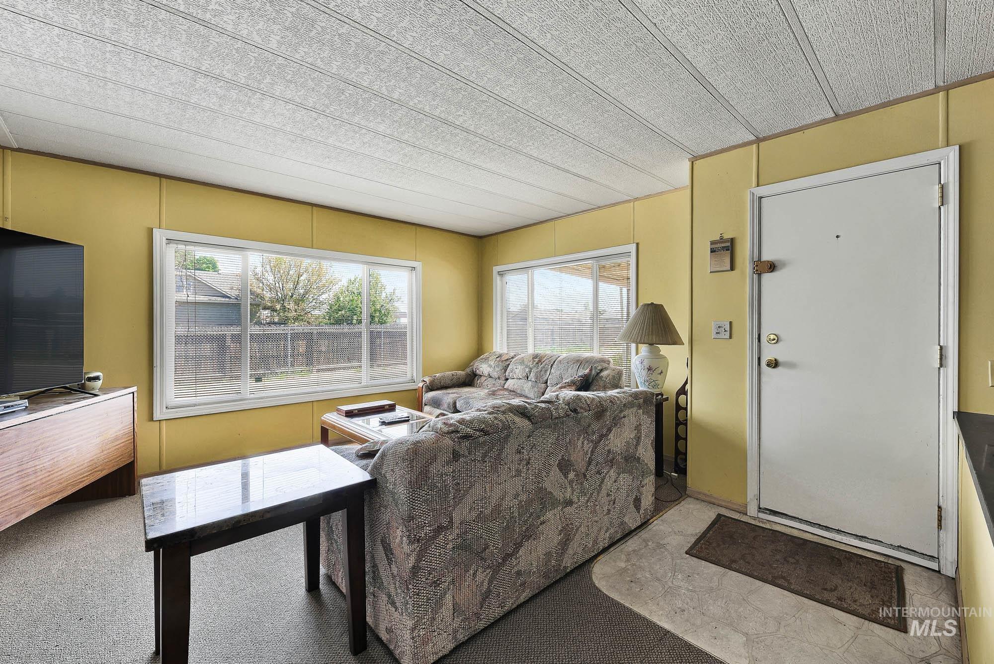 1715 W Flamingo Ave, Nampa, Idaho 83651, 2 Bedrooms, 2 Bathrooms, Residential For Sale, Price $75,000,MLS 98983307