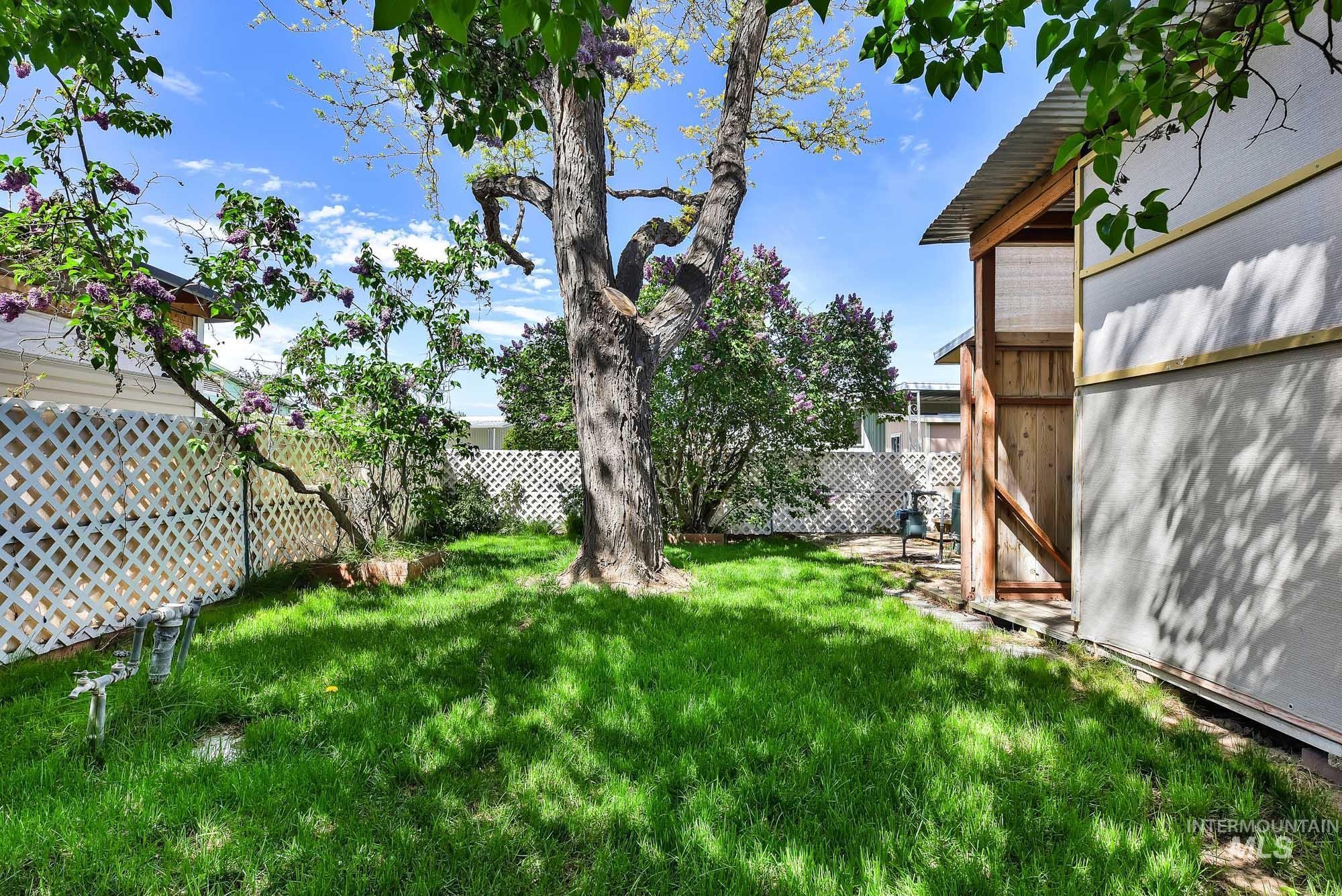 1715 W Flamingo Ave, Nampa, Idaho 83651, 2 Bedrooms, 2 Bathrooms, Residential For Sale, Price $75,000,MLS 98983307