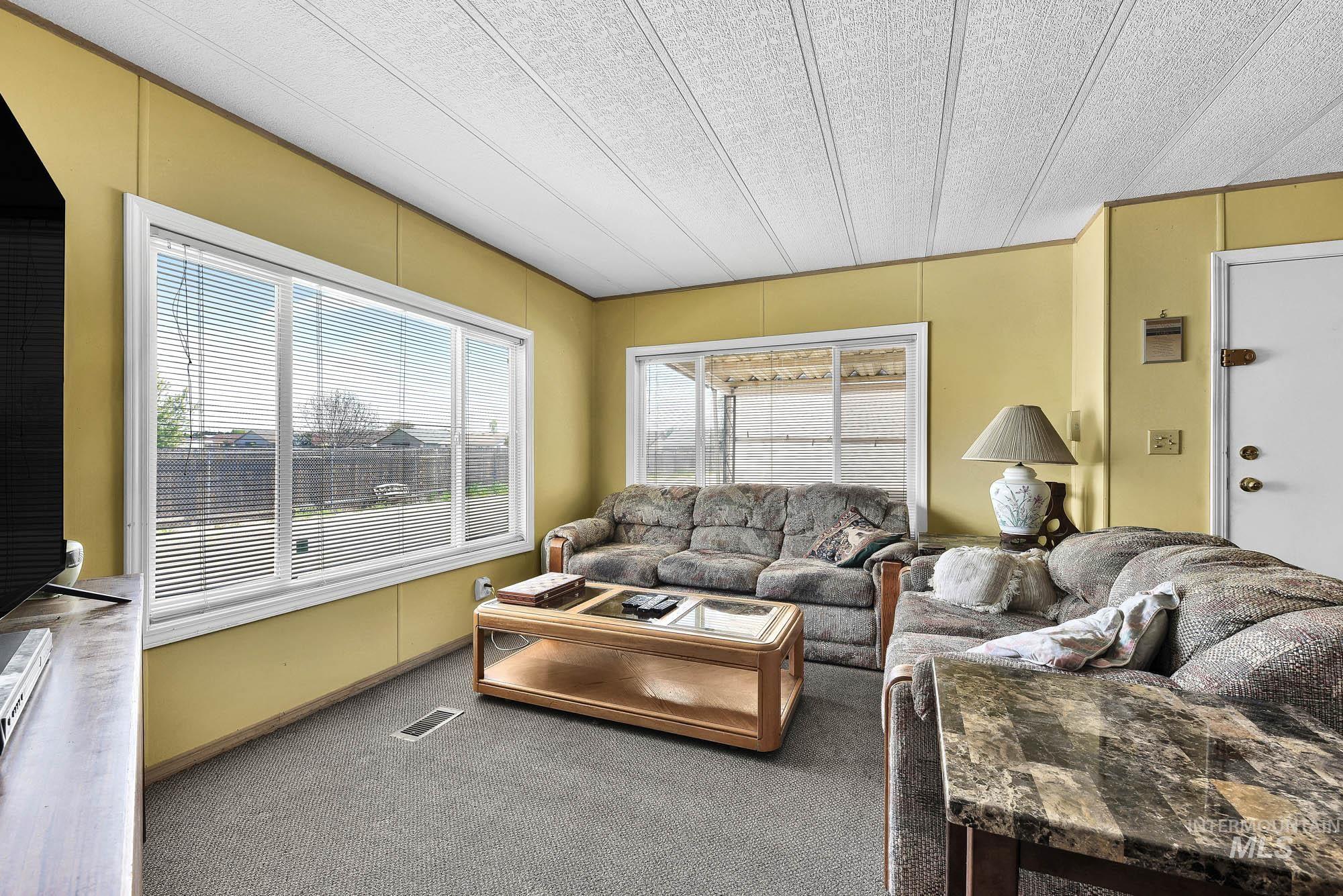 1715 W Flamingo Ave, Nampa, Idaho 83651, 2 Bedrooms, 2 Bathrooms, Residential For Sale, Price $75,000,MLS 98983307