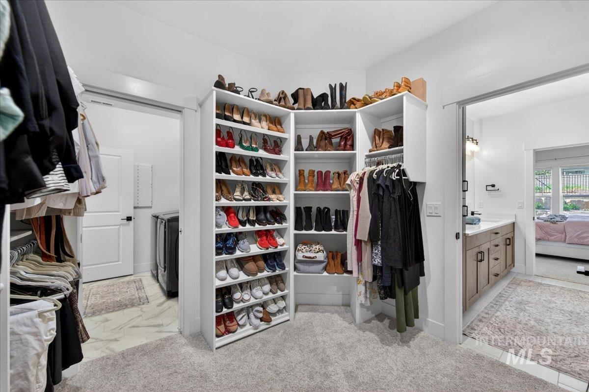 12195 Red Shouldered Hawk, Nampa, Idaho 83686, 3 Bedrooms, 2 Bathrooms, Residential For Sale, Price $549,500,MLS 98983308