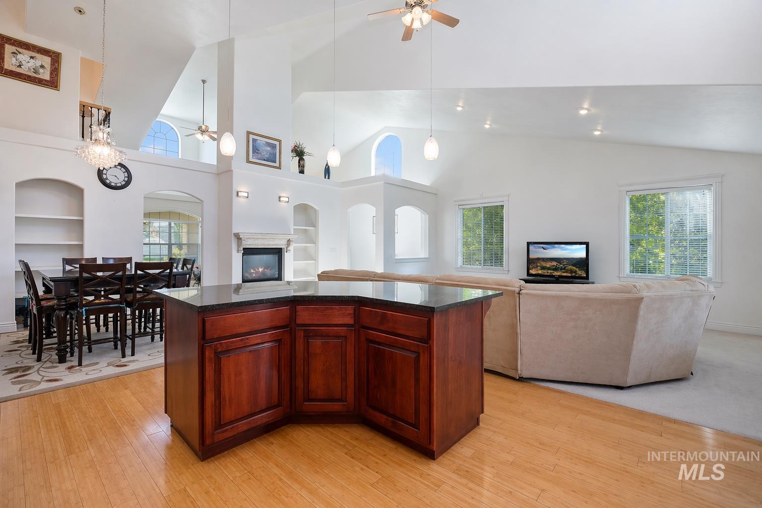 1446 Riverbend Pl, Twin Falls, Idaho 83301, 5 Bedrooms, 3.5 Bathrooms, Residential For Sale, Price $649,900, 98983309