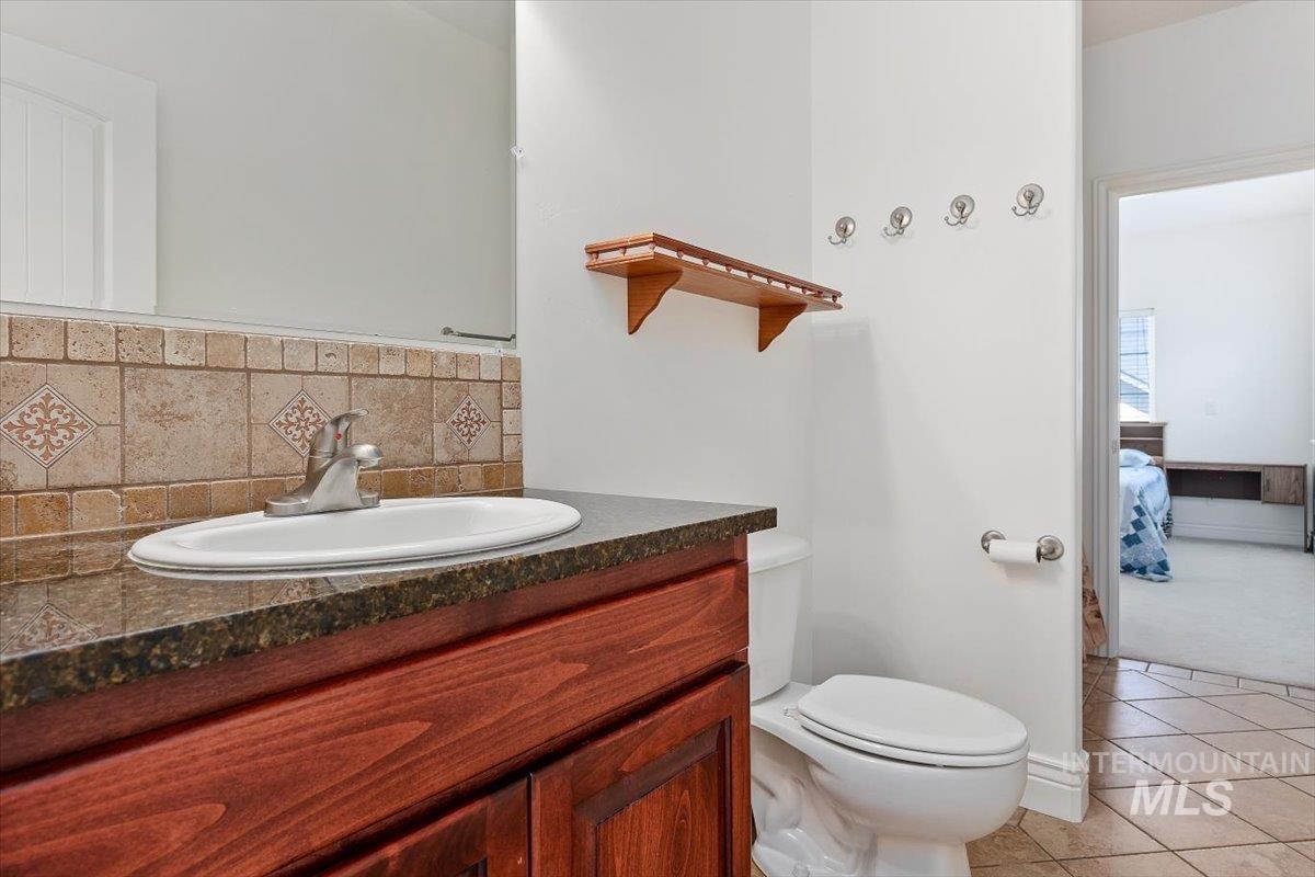 1446 Riverbend Pl, Twin Falls, Idaho 83301, 5 Bedrooms, 3.5 Bathrooms, Residential For Sale, Price $649,900, 98983309