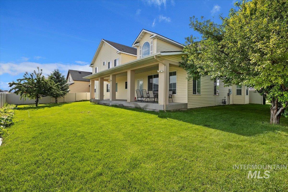 1446 Riverbend Pl, Twin Falls, Idaho 83301, 5 Bedrooms, 3.5 Bathrooms, Residential For Sale, Price $649,900, 98983309