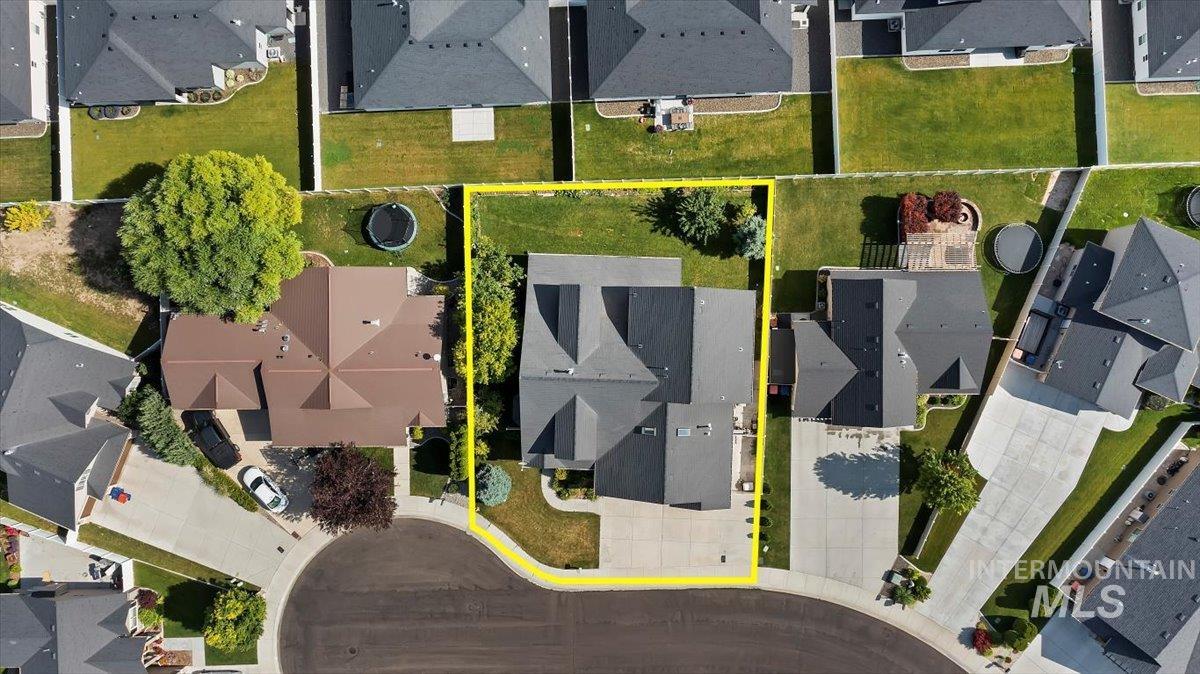 1446 Riverbend Pl, Twin Falls, Idaho 83301, 5 Bedrooms, 3.5 Bathrooms, Residential For Sale, Price $649,900, 98983309