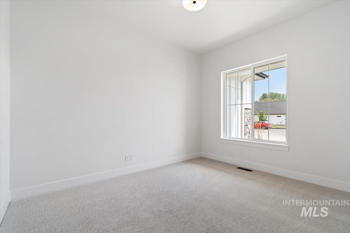 2205 E Padstow St, Kuna, Idaho 83634, 3 Bedrooms, 2.5 Bathrooms, Residential For Sale, Price $729,880, 98983313