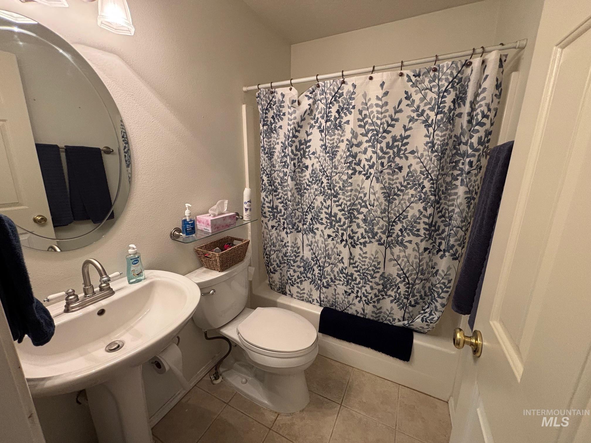 912 W Georgia Ave, Nampa, Idaho 83686, 3 Bedrooms, 2 Bathrooms, Residential For Sale, Price $379,900,MLS 98983315