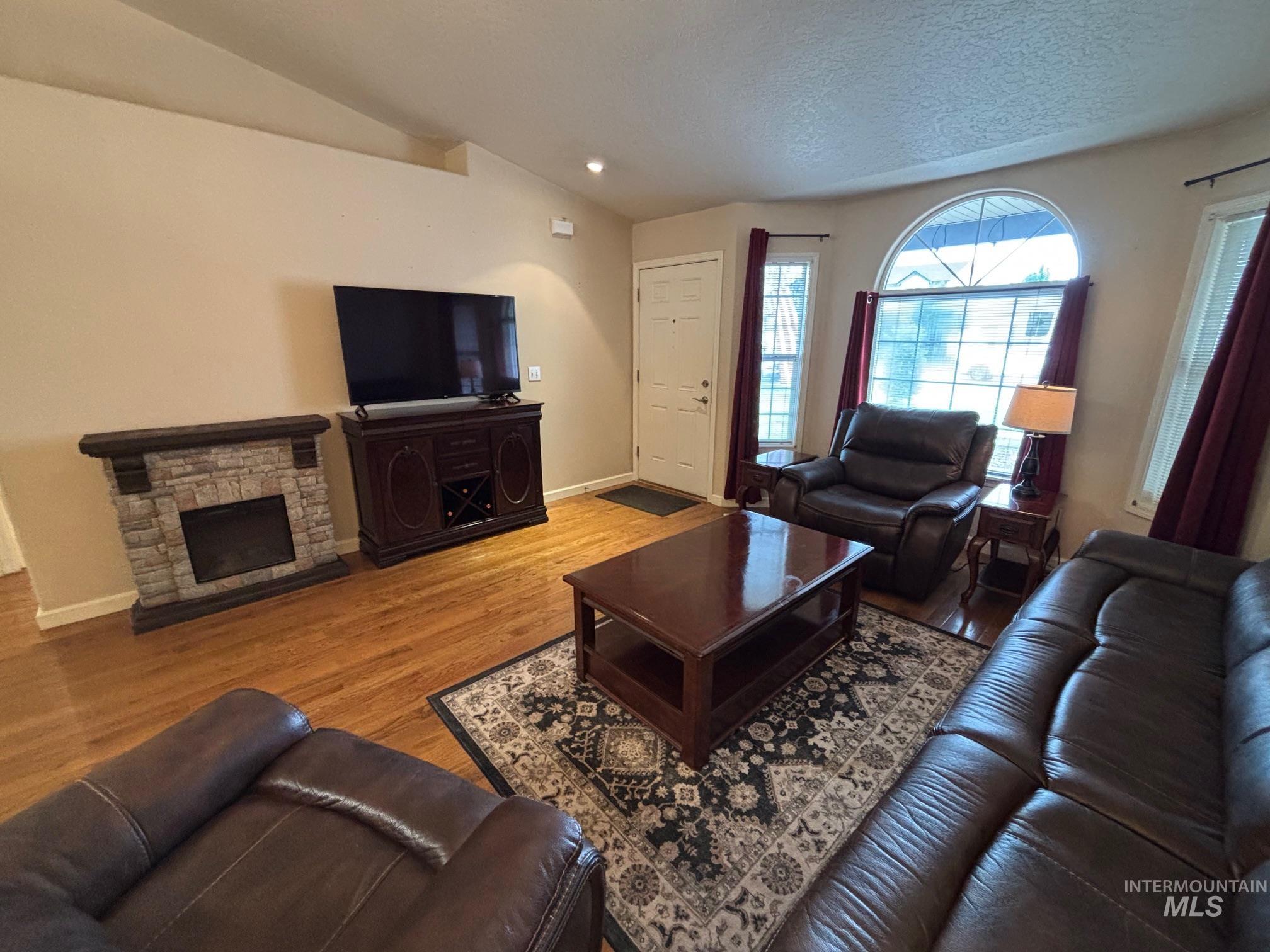 912 W Georgia Ave, Nampa, Idaho 83686, 3 Bedrooms, 2 Bathrooms, Residential For Sale, Price $379,900,MLS 98983315