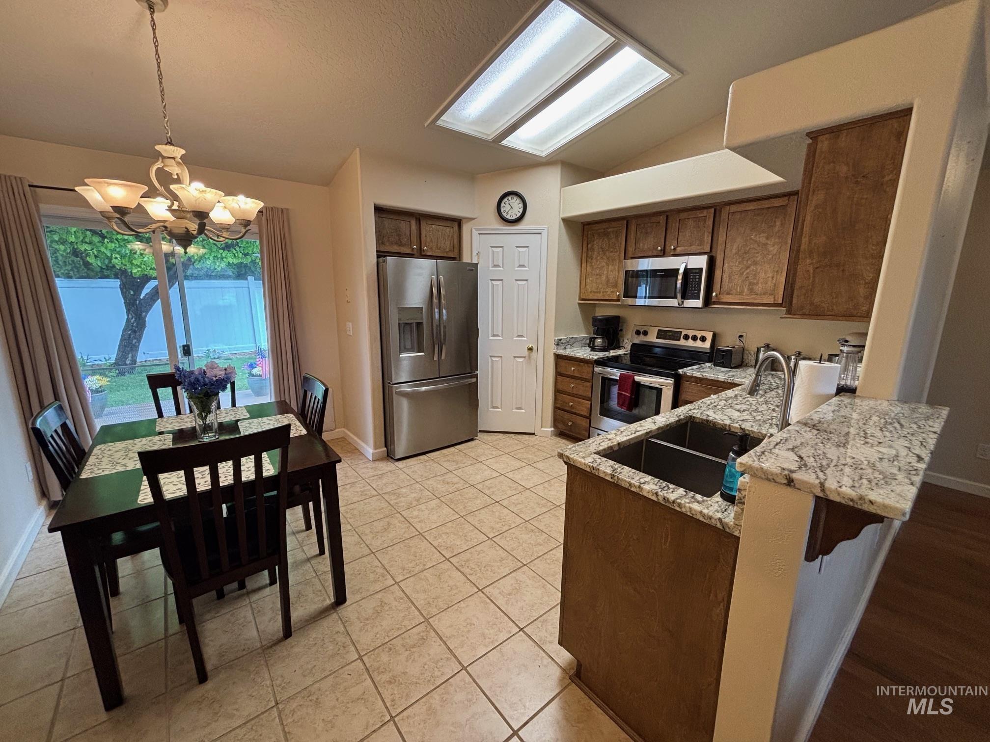 912 W Georgia Ave, Nampa, Idaho 83686, 3 Bedrooms, 2 Bathrooms, Residential For Sale, Price $379,900,MLS 98983315