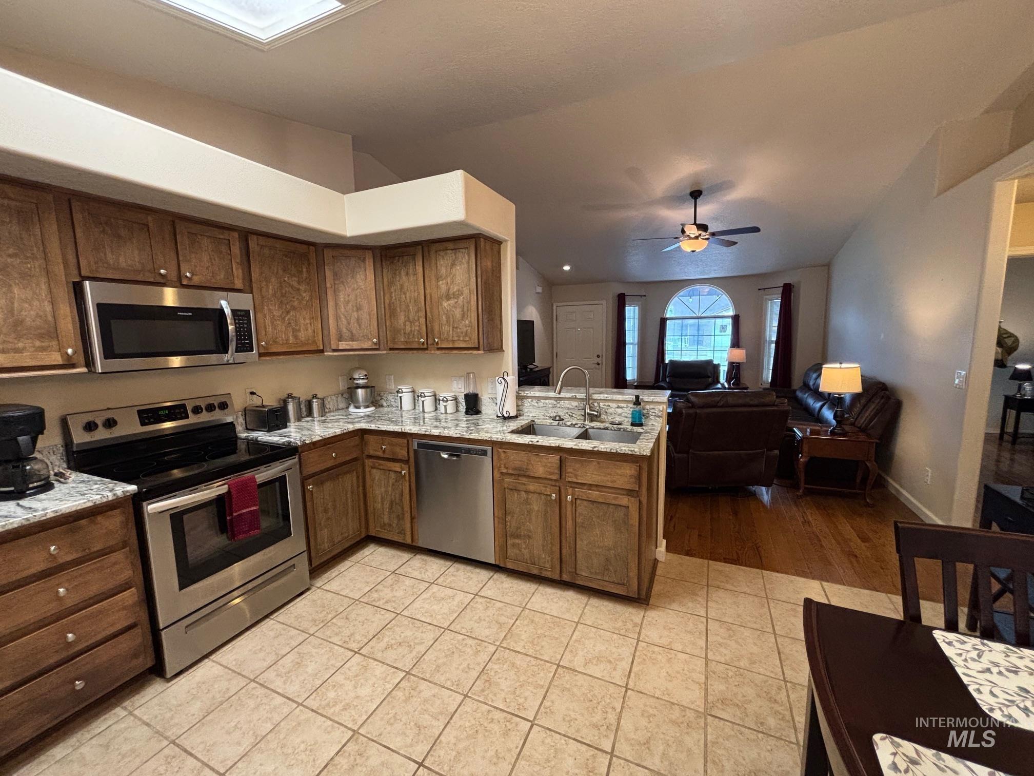 912 W Georgia Ave, Nampa, Idaho 83686, 3 Bedrooms, 2 Bathrooms, Residential For Sale, Price $379,900,MLS 98983315