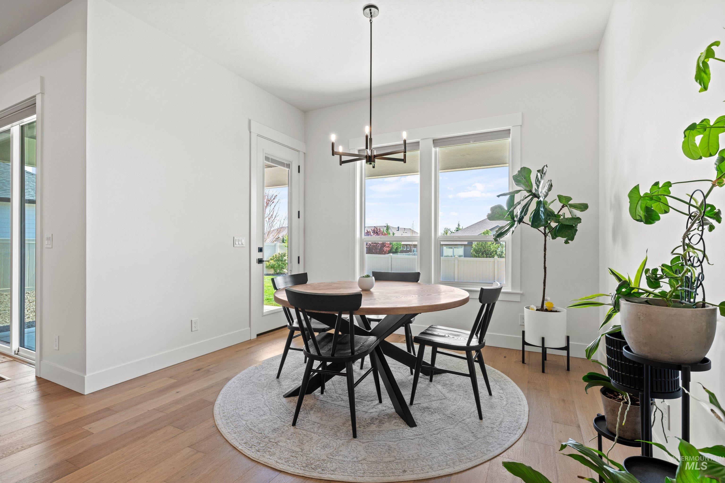 12211 W Cobalt Lake Dr., Star, Idaho 83669, 5 Bedrooms, 3.5 Bathrooms, Residential For Sale, Price $1,049,999,MLS 98983316