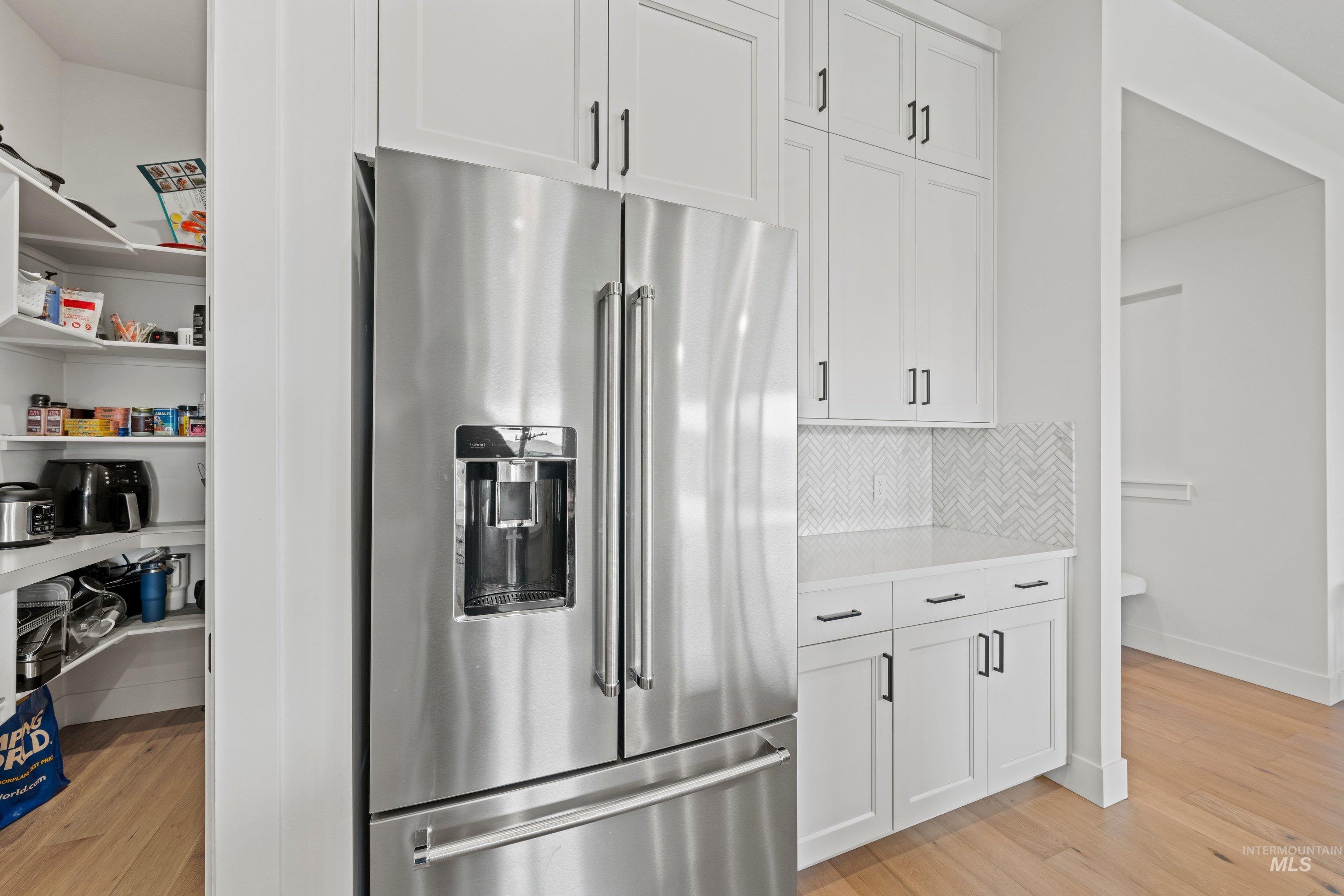 12211 W Cobalt Lake Dr., Star, Idaho 83669, 5 Bedrooms, 3.5 Bathrooms, Residential For Sale, Price $1,049,999,MLS 98983316