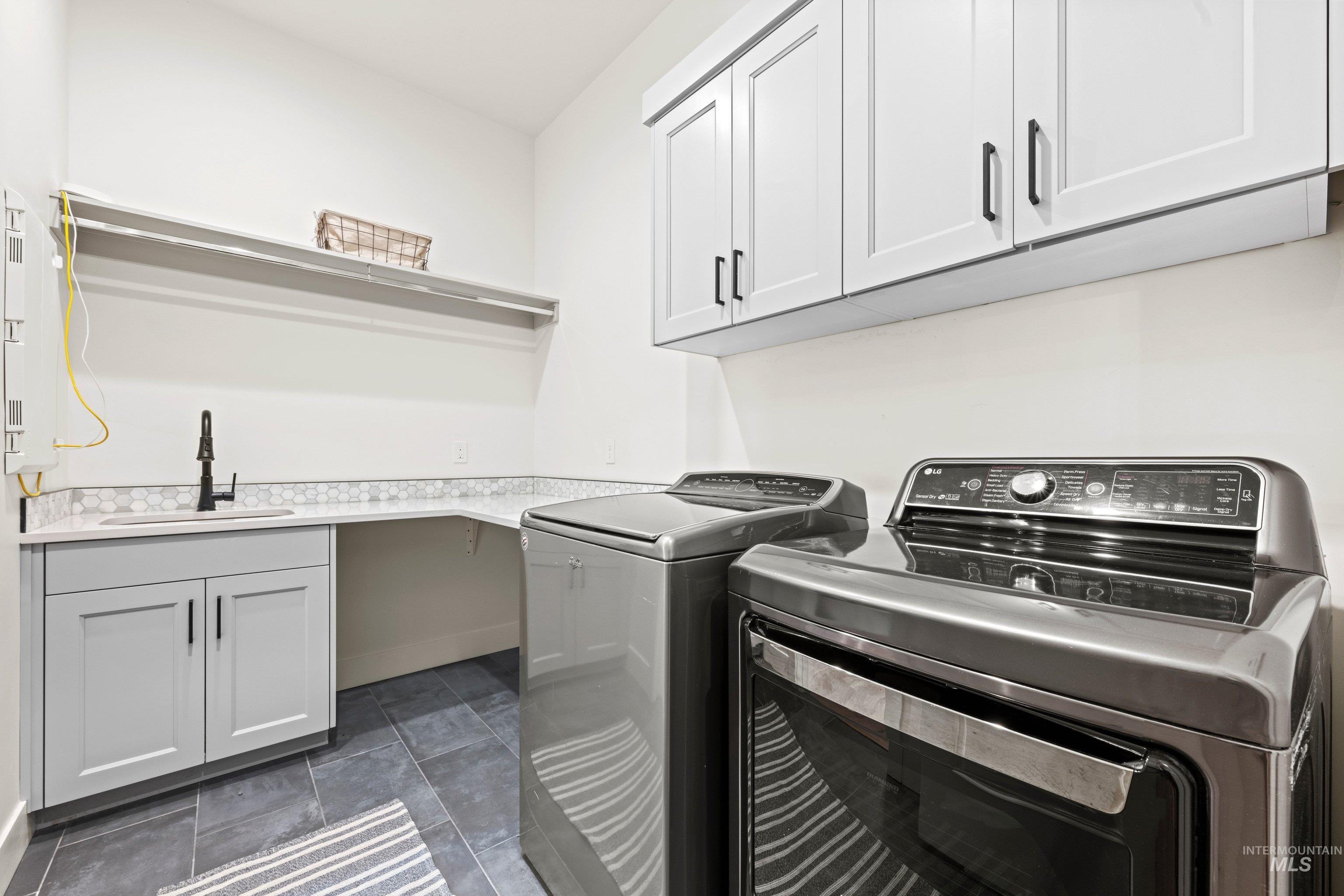 12211 W Cobalt Lake Dr., Star, Idaho 83669, 5 Bedrooms, 3.5 Bathrooms, Residential For Sale, Price $1,049,999,MLS 98983316