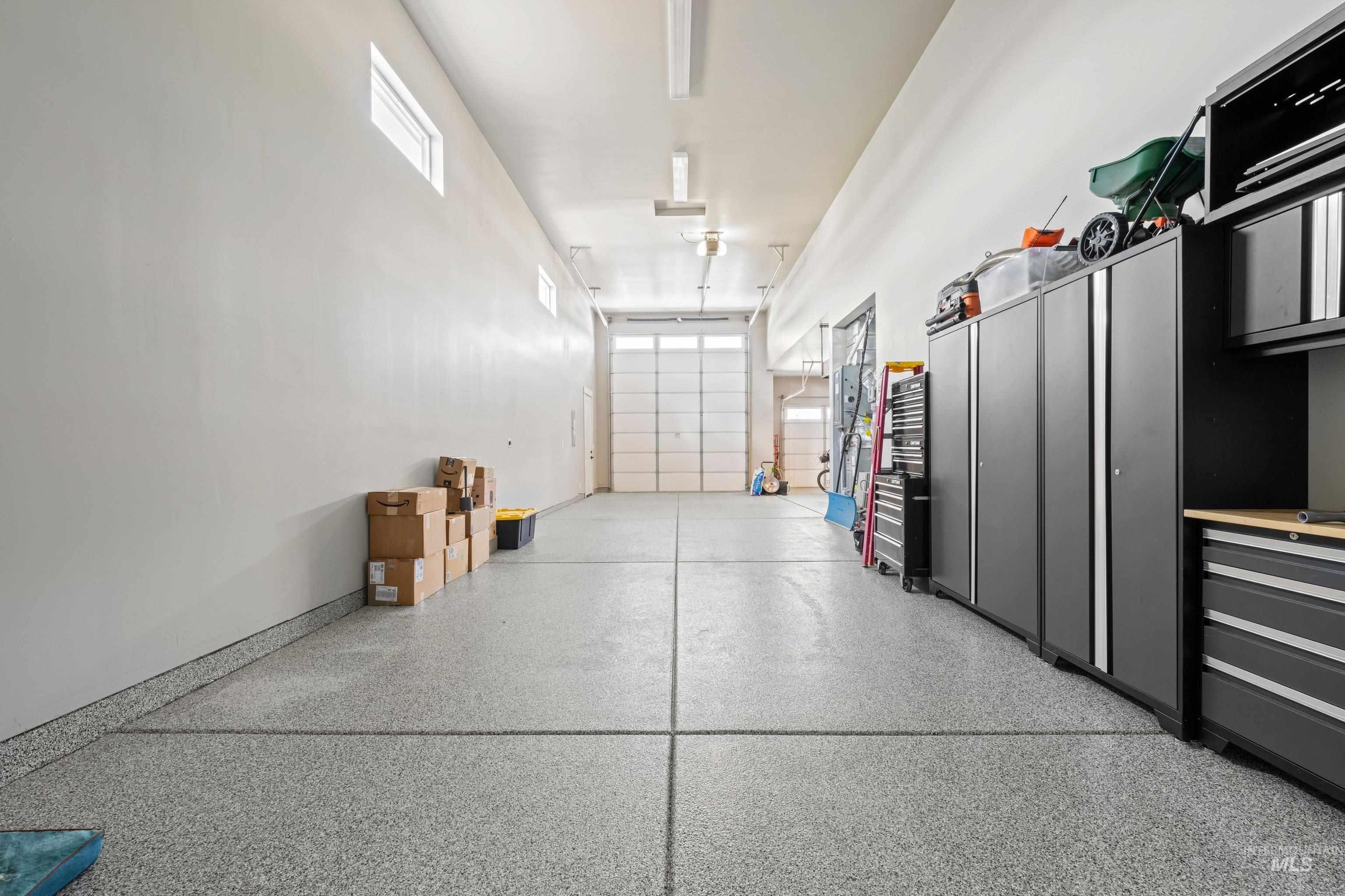 12211 W Cobalt Lake Dr., Star, Idaho 83669, 5 Bedrooms, 3.5 Bathrooms, Residential For Sale, Price $1,049,999,MLS 98983316