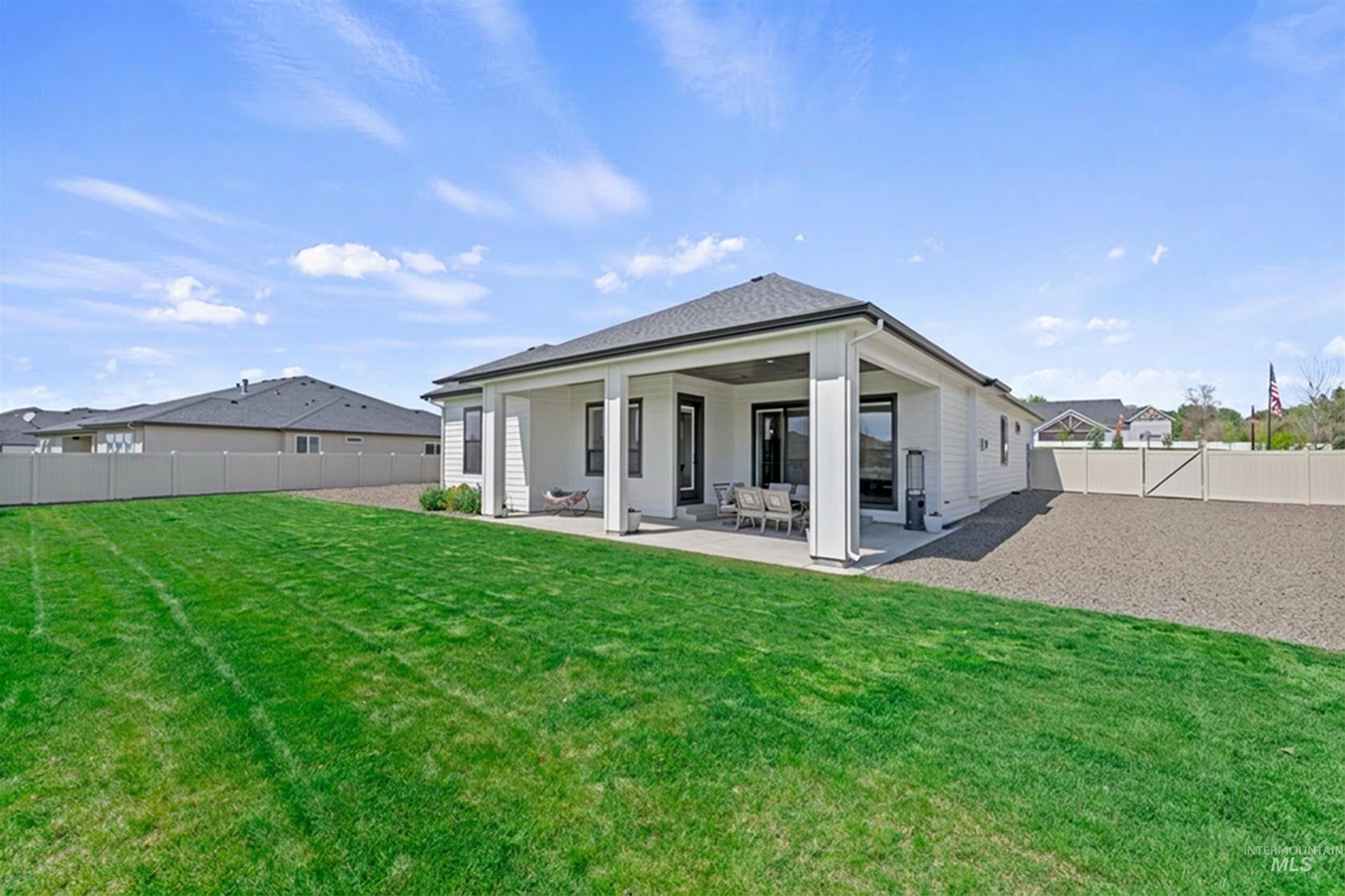 12211 W Cobalt Lake Dr., Star, Idaho 83669, 5 Bedrooms, 3.5 Bathrooms, Residential For Sale, Price $1,024,000, 98983316