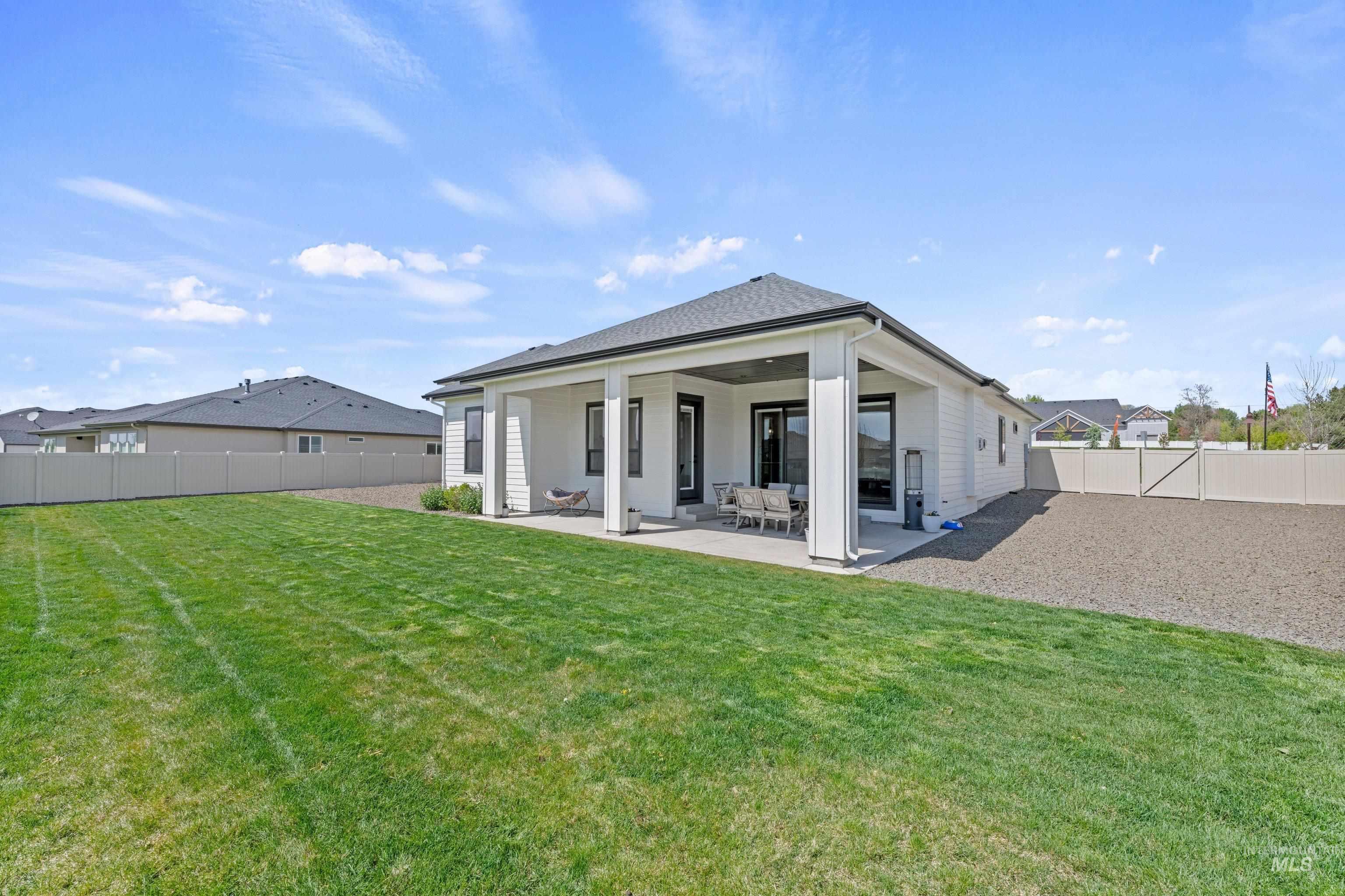 12211 W Cobalt Lake Dr., Star, Idaho 83669, 5 Bedrooms, 3.5 Bathrooms, Residential For Sale, Price $1,049,999,MLS 98983316