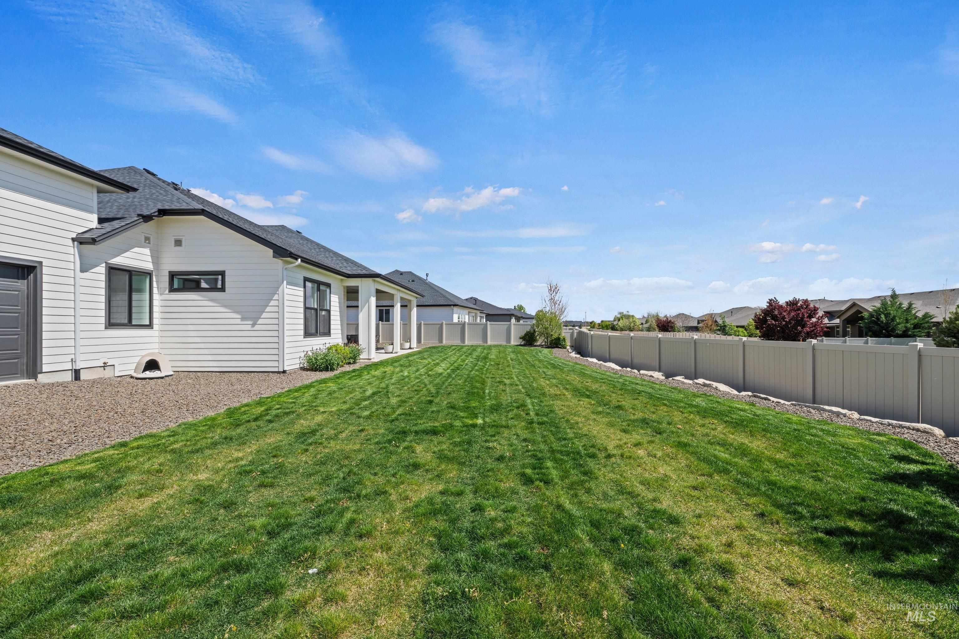 12211 W Cobalt Lake Dr., Star, Idaho 83669, 5 Bedrooms, 3.5 Bathrooms, Residential For Sale, Price $1,049,999,MLS 98983316