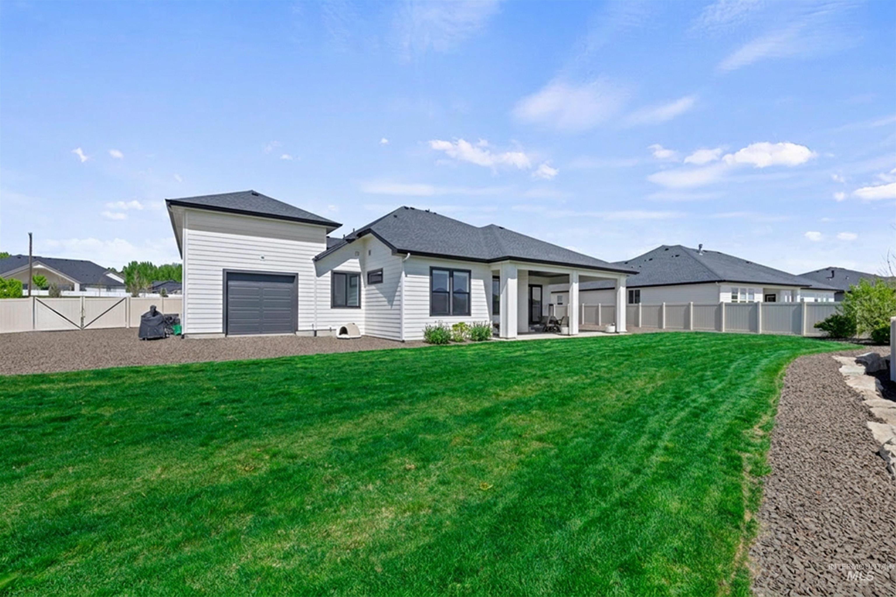 12211 W Cobalt Lake Dr., Star, Idaho 83669, 5 Bedrooms, 3.5 Bathrooms, Residential For Sale, Price $1,024,000, 98983316