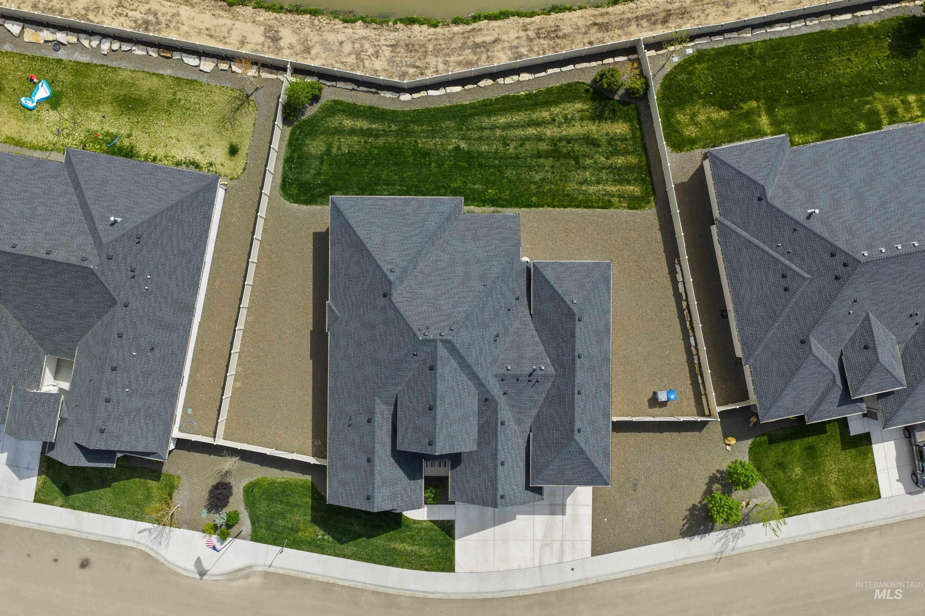 12211 W Cobalt Lake Dr., Star, Idaho 83669, 5 Bedrooms, 3.5 Bathrooms, Residential For Sale, Price $1,049,999,MLS 98983316