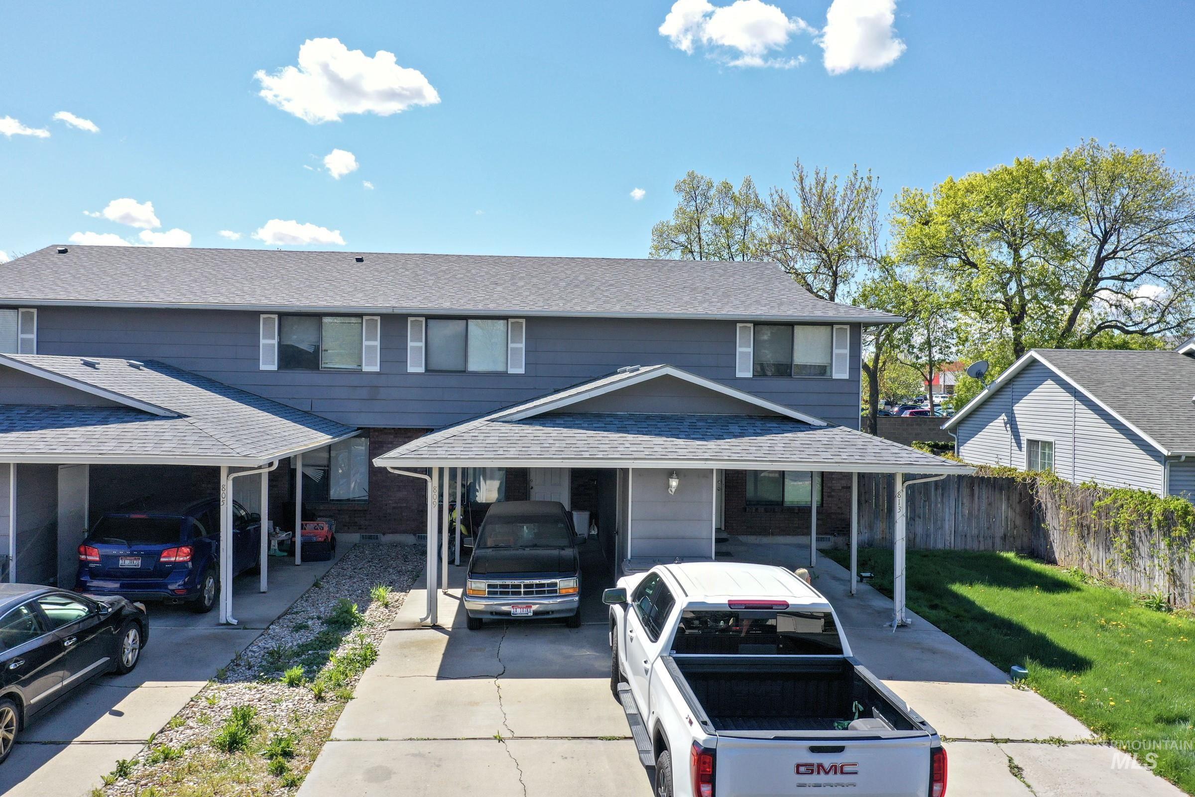 801 N Milwaukee St, Boise, Idaho 83704, 2 Bedrooms, 1.5 Bathrooms, Residential Income For Sale, Price $800,000,MLS 98983317