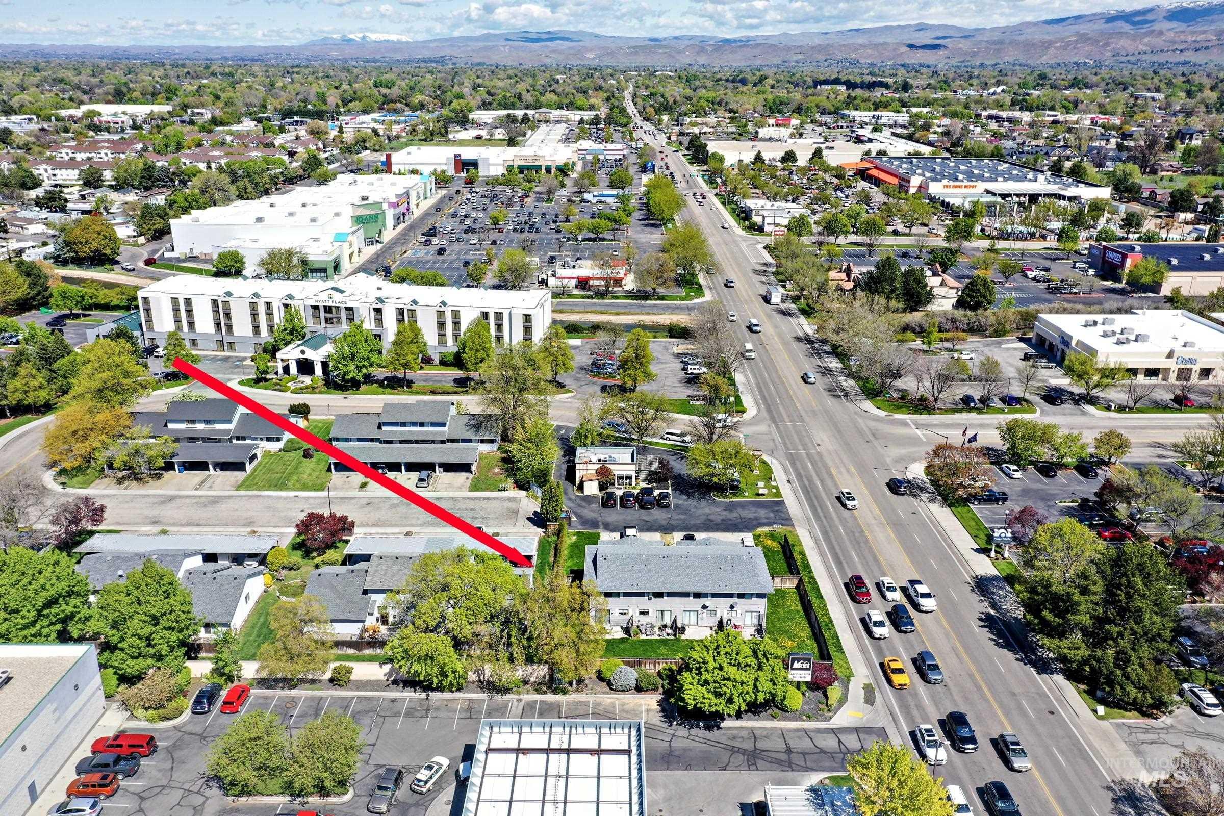 801 N Milwaukee St, Boise, Idaho 83704, 2 Bedrooms, 1.5 Bathrooms, Residential Income For Sale, Price $800,000,MLS 98983317