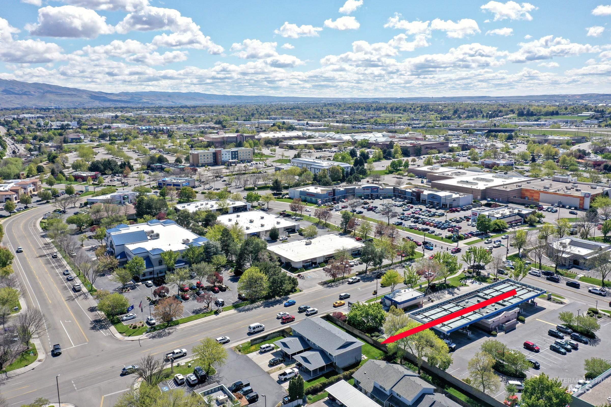 801 N Milwaukee St, Boise, Idaho 83704, 2 Bedrooms, 1.5 Bathrooms, Residential Income For Sale, Price $800,000,MLS 98983317