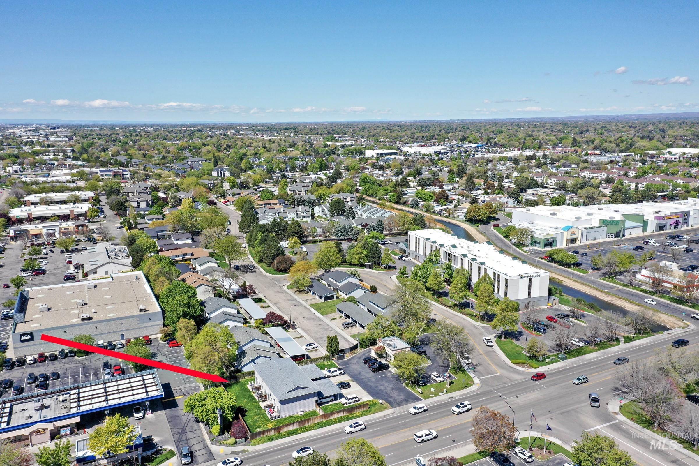 801 N Milwaukee St, Boise, Idaho 83704, 2 Bedrooms, 1.5 Bathrooms, Residential Income For Sale, Price $800,000,MLS 98983317