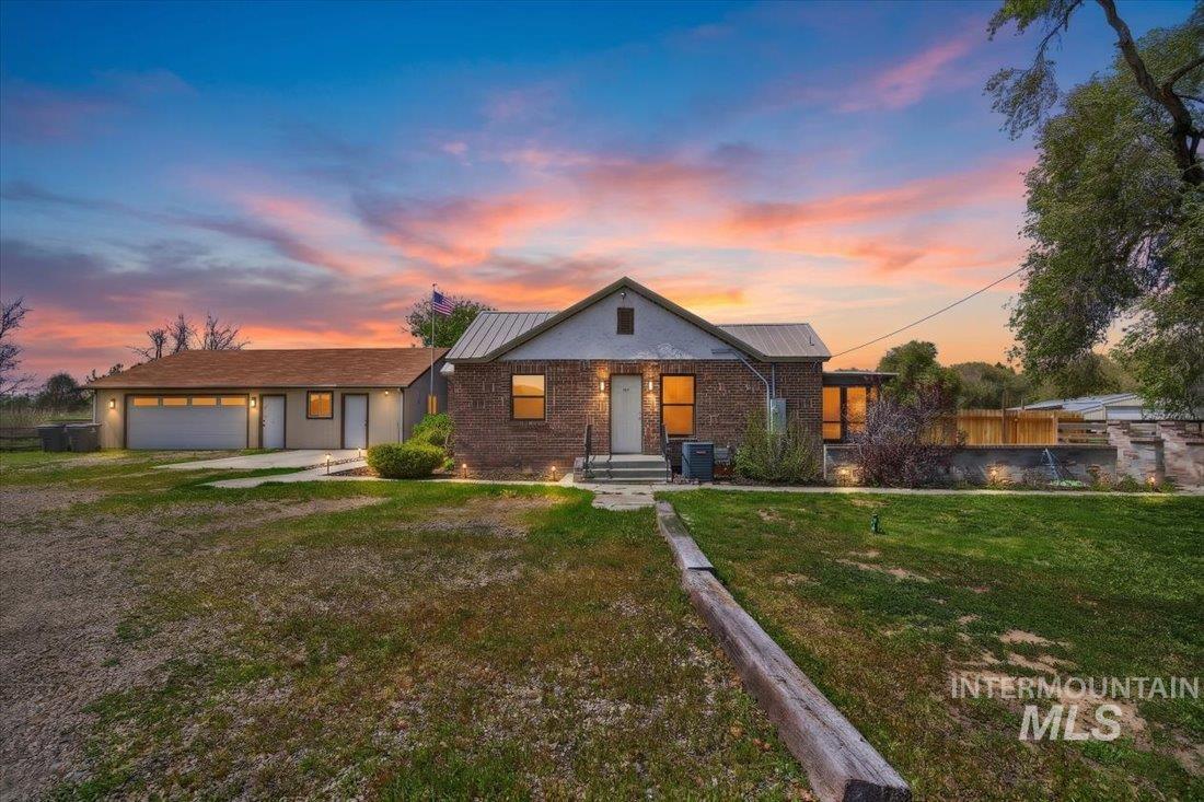 1003 Southside Blvd, Nampa, Idaho 83686, 5 Bedrooms, 3 Bathrooms, Residential For Sale, Price $564,990, 98983318
