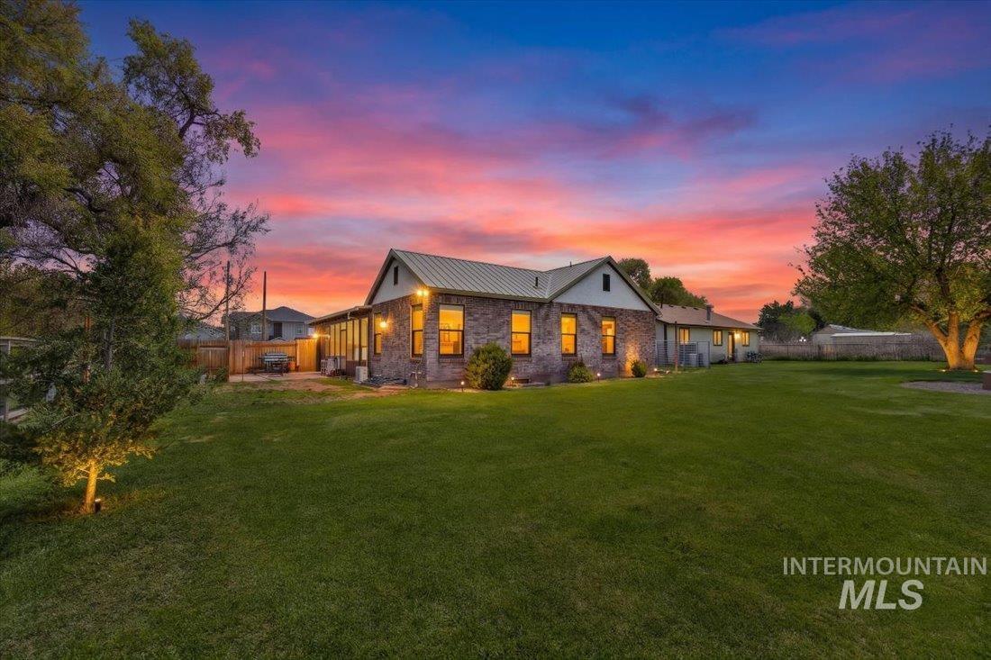 1003 Southside Blvd, Nampa, Idaho 83686, 5 Bedrooms, 3 Bathrooms, Residential For Sale, Price $564,990, 98983318