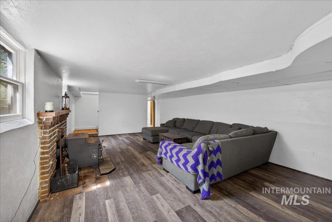 1003 Southside, Nampa, Idaho 83686, 5 Bedrooms, 3 Bathrooms, Residential For Sale, Price $569,990,MLS 98983318