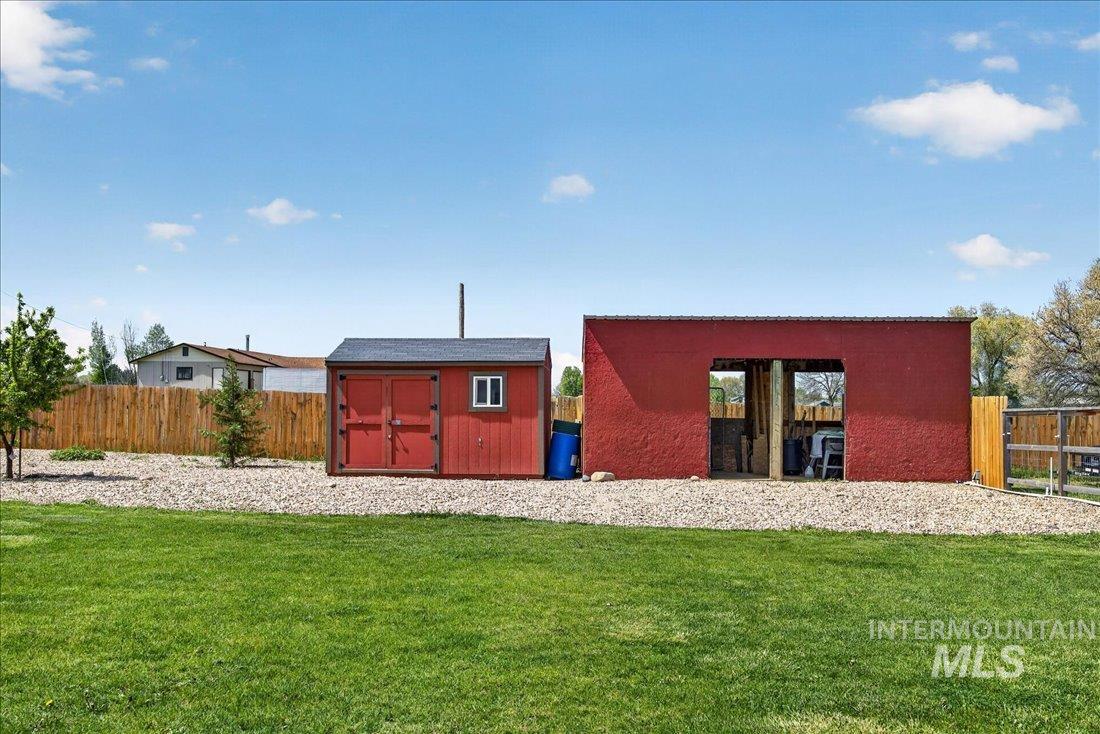 1003 Southside, Nampa, Idaho 83686, 5 Bedrooms, 3 Bathrooms, Residential For Sale, Price $569,990,MLS 98983318