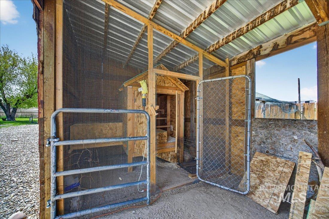 1003 Southside, Nampa, Idaho 83686, 5 Bedrooms, 3 Bathrooms, Residential For Sale, Price $569,990,MLS 98983318