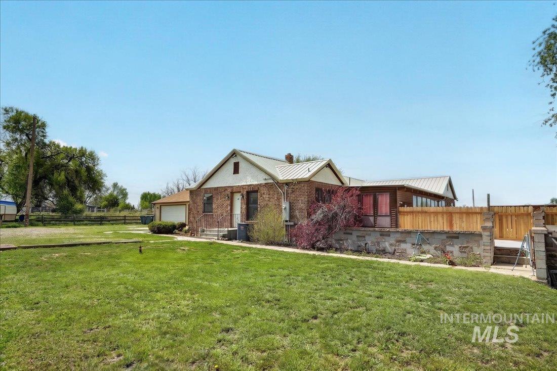 1003 Southside, Nampa, Idaho 83686, 5 Bedrooms, 3 Bathrooms, Residential For Sale, Price $569,990,MLS 98983318