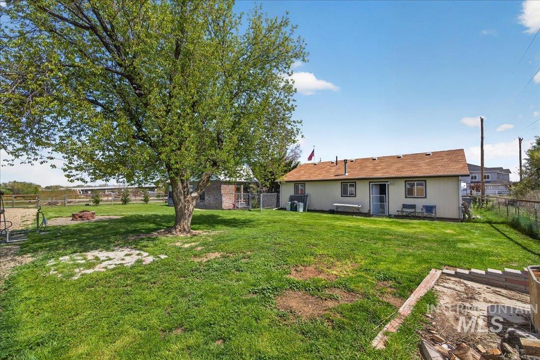 1003 Southside, Nampa, Idaho 83686, 5 Bedrooms, 3 Bathrooms, Residential For Sale, Price $569,990,MLS 98983318