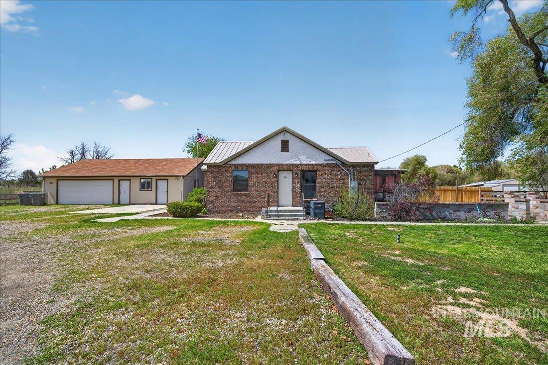 1003 Southside, Nampa, Idaho 83686, 5 Bedrooms, 3 Bathrooms, Residential For Sale, Price $569,990,MLS 98983318