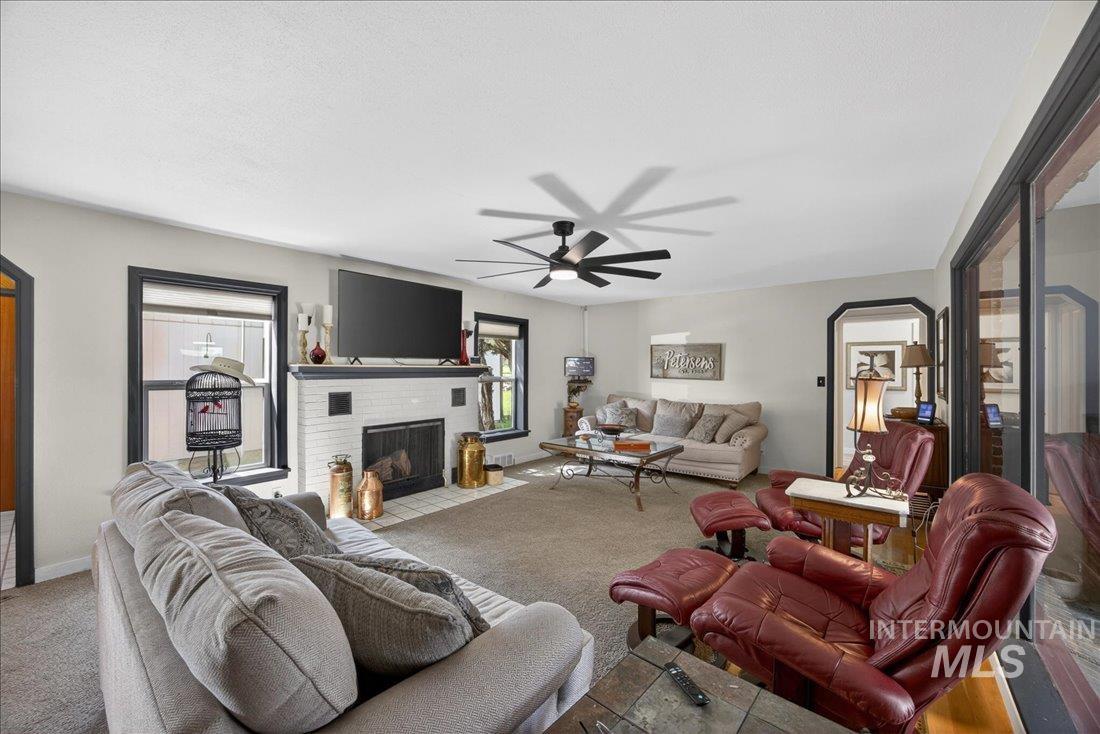 1003 Southside, Nampa, Idaho 83686, 5 Bedrooms, 3 Bathrooms, Residential For Sale, Price $569,990,MLS 98983318