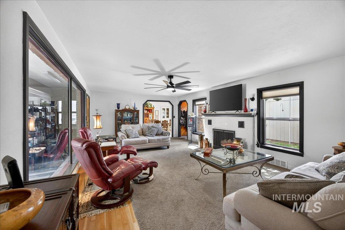 1003 Southside, Nampa, Idaho 83686, 5 Bedrooms, 3 Bathrooms, Residential For Sale, Price $569,990,MLS 98983318