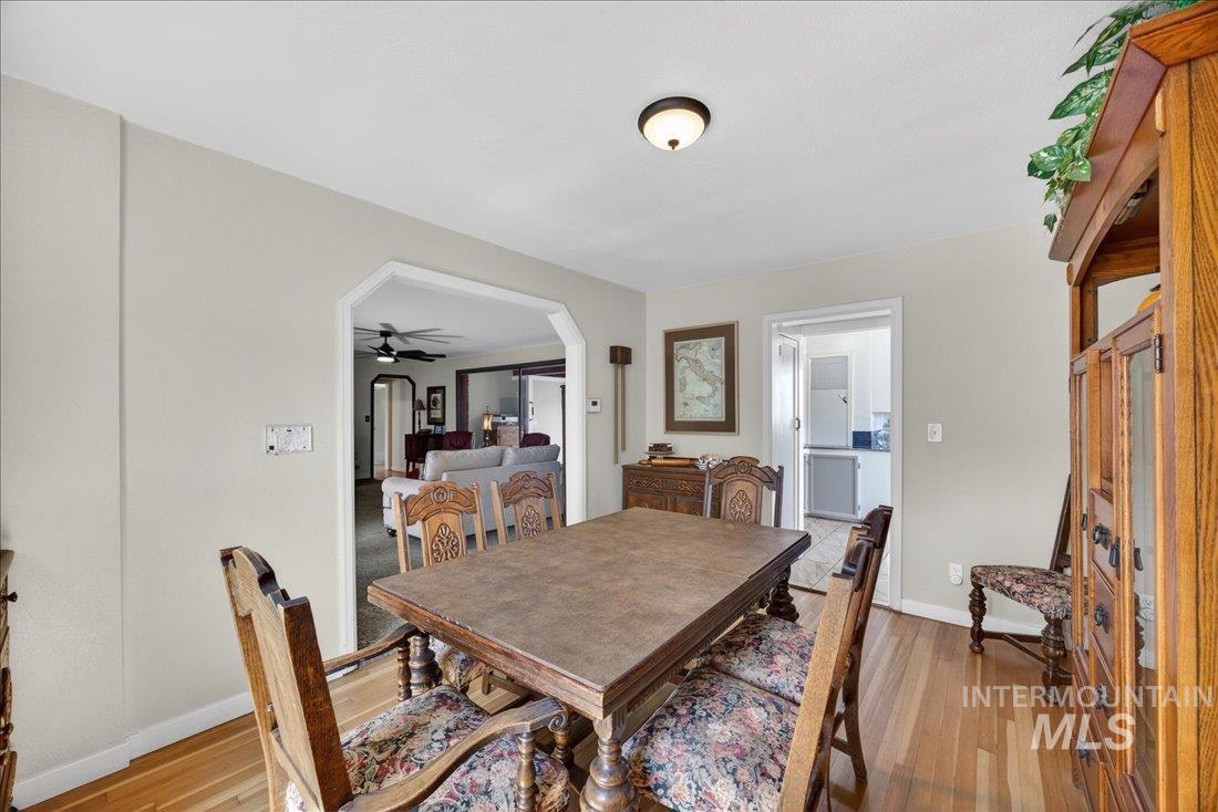 1003 Southside, Nampa, Idaho 83686, 5 Bedrooms, 3 Bathrooms, Residential For Sale, Price $569,990,MLS 98983318