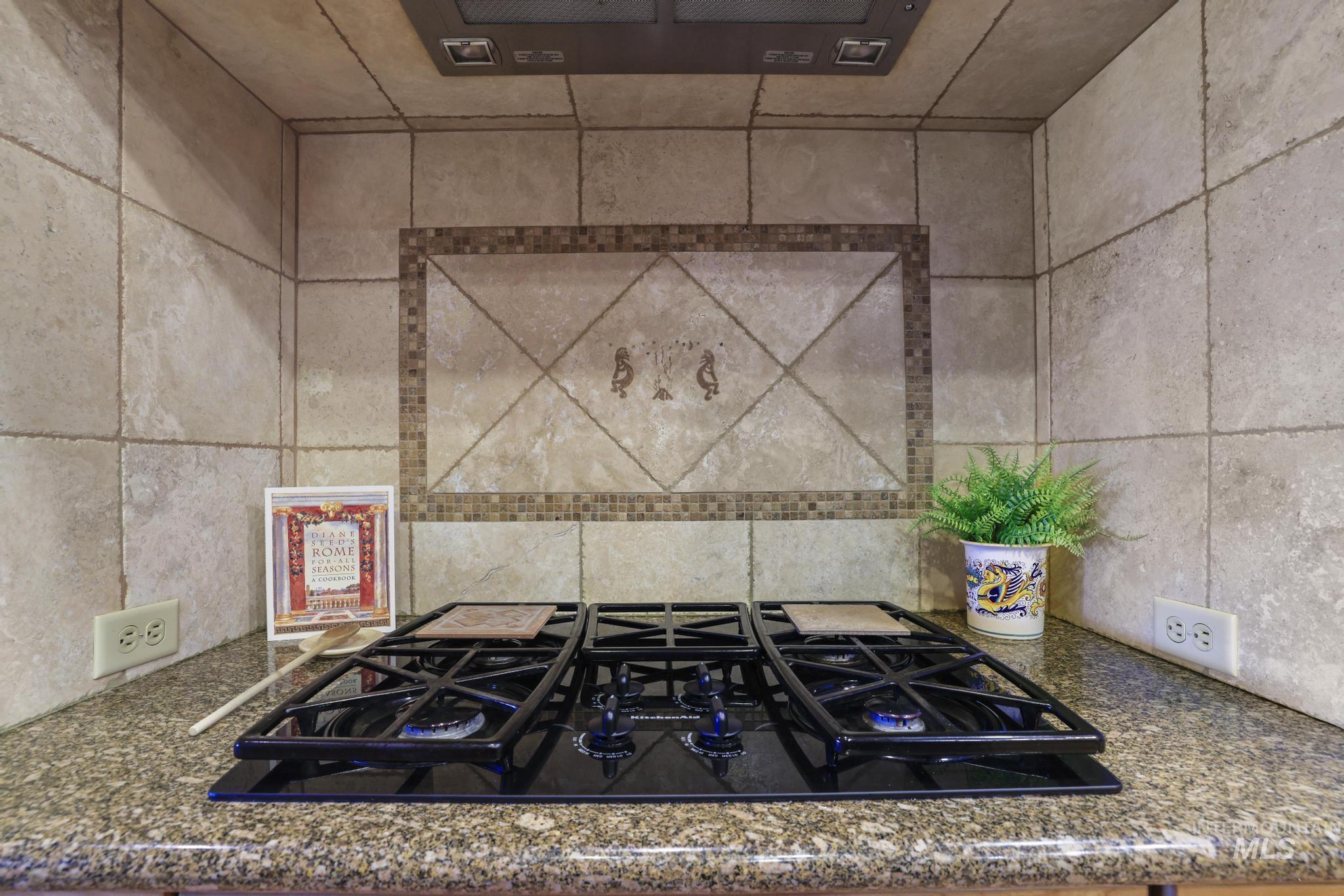 389 Greenbrier Dr, Heyburn, Idaho 83336-0000, 4 Bedrooms, 3 Bathrooms, Residential For Sale, Price $600,000, 98983321