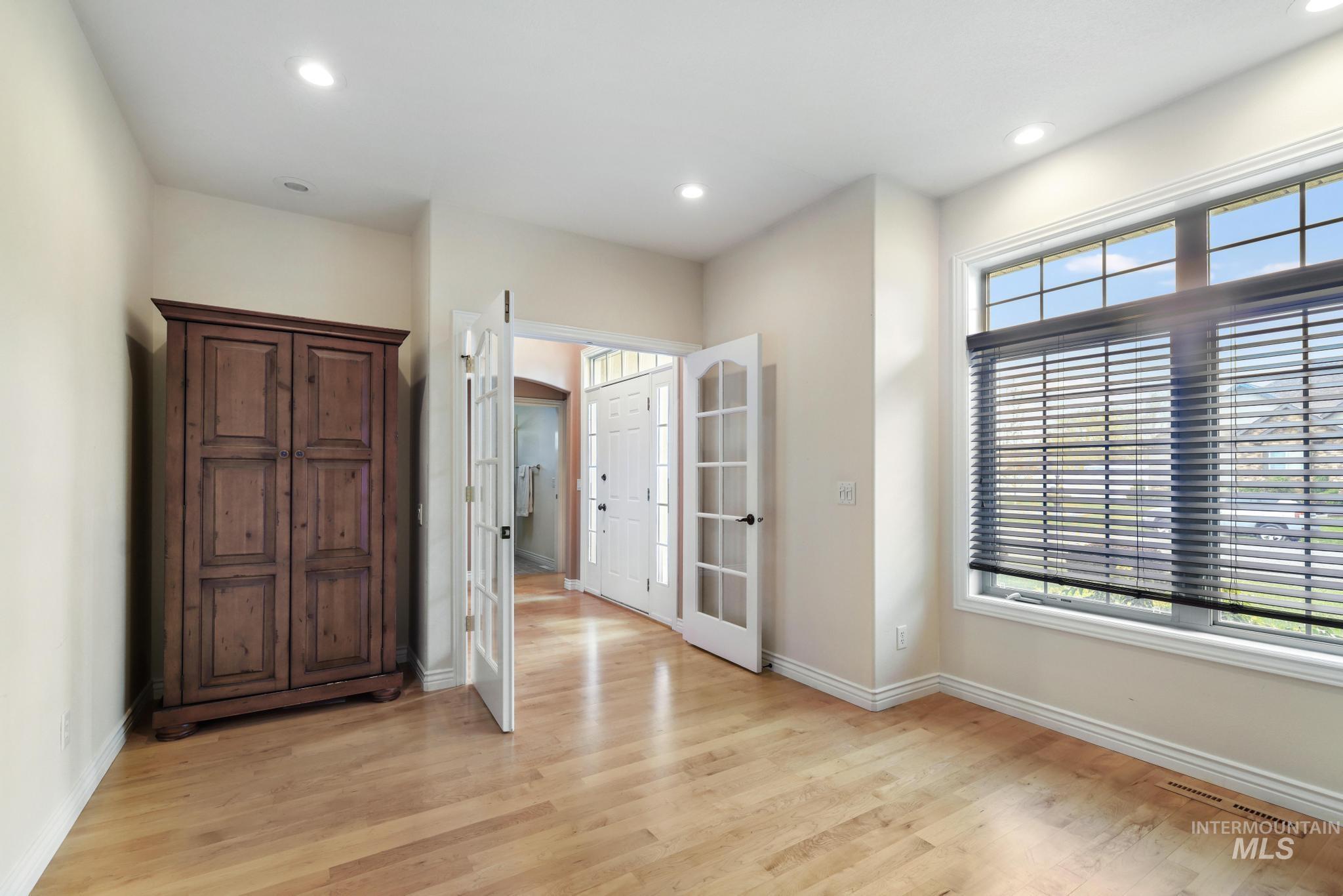 389 Greenbrier Dr, Heyburn, Idaho 83336-0000, 4 Bedrooms, 3 Bathrooms, Residential For Sale, Price $600,000, 98983321