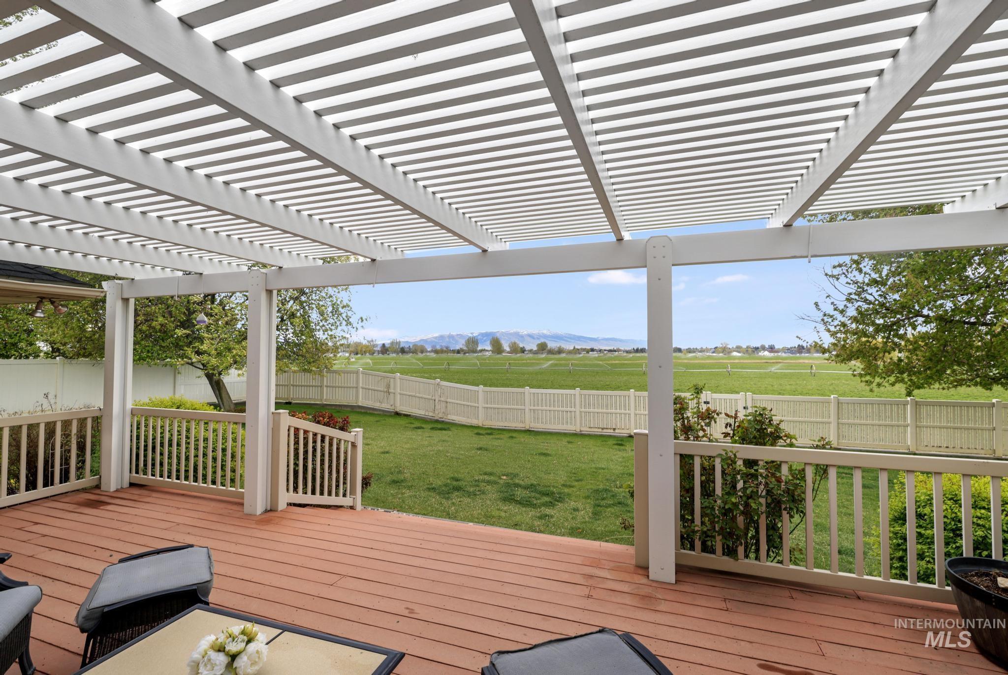 389 Greenbrier Dr, Heyburn, Idaho 83336-0000, 4 Bedrooms, 3 Bathrooms, Residential For Sale, Price $600,000, 98983321