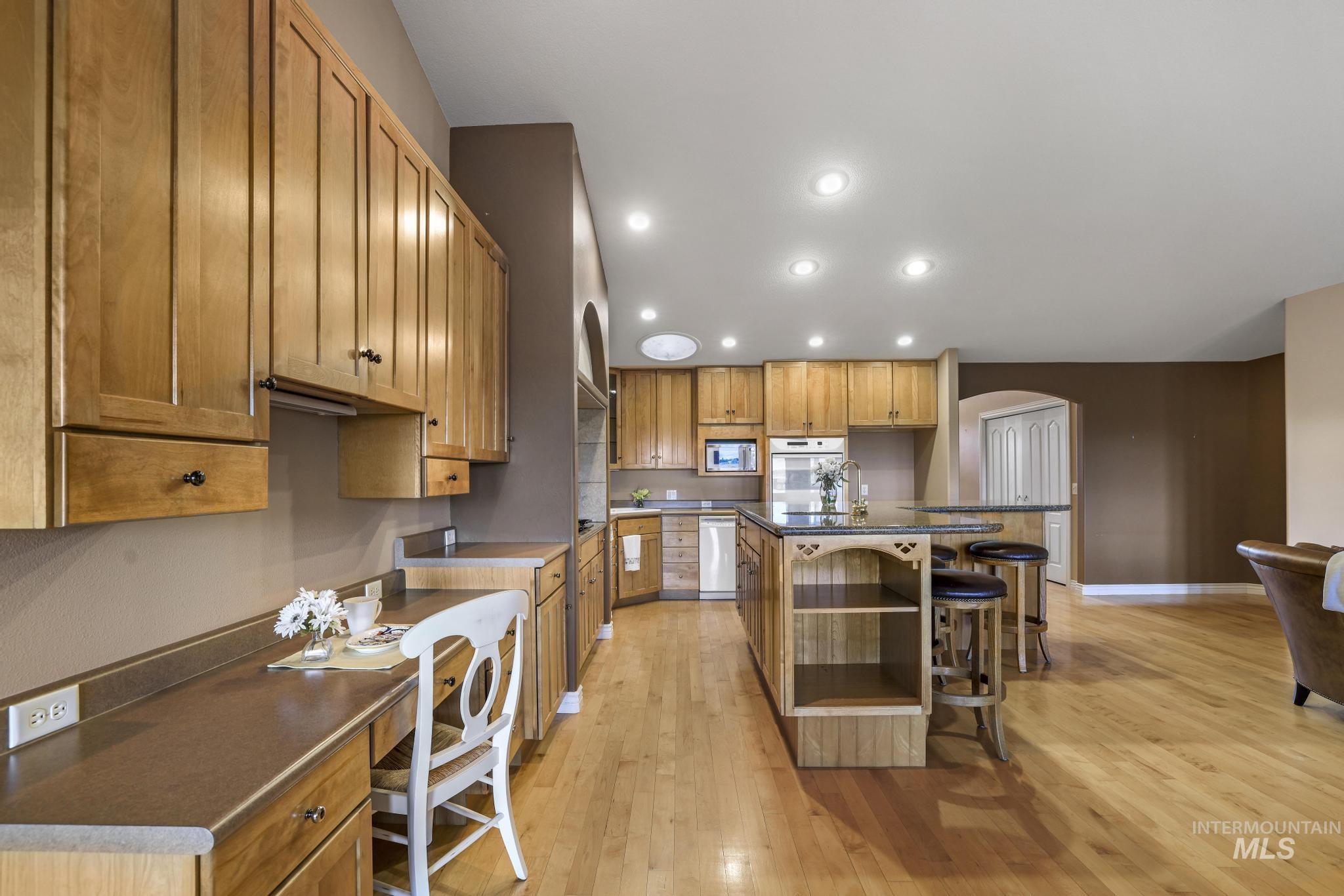 389 Greenbrier Dr, Heyburn, Idaho 83336-0000, 4 Bedrooms, 3 Bathrooms, Residential For Sale, Price $600,000, 98983321