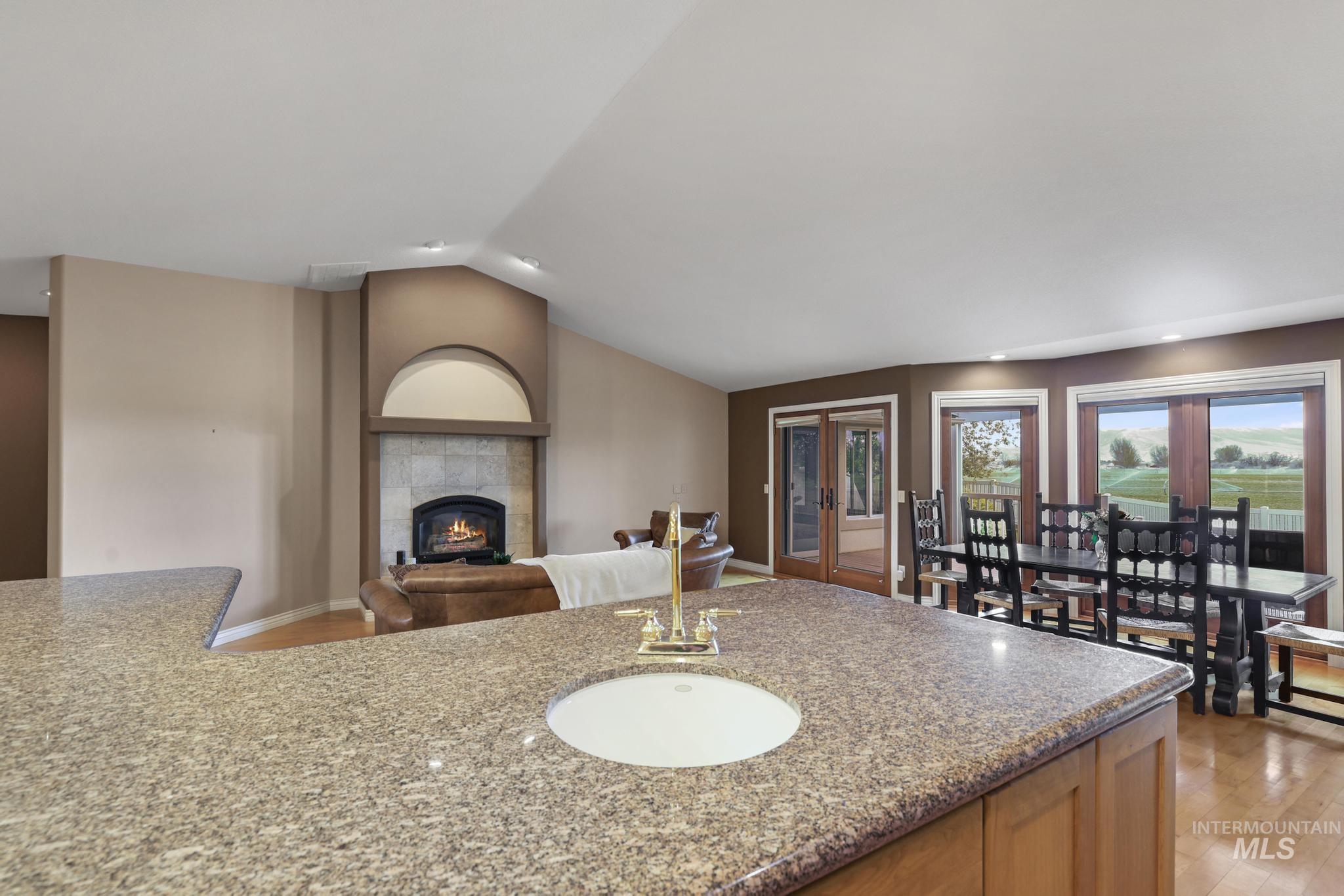 389 Greenbrier Dr, Heyburn, Idaho 83336-0000, 4 Bedrooms, 3 Bathrooms, Residential For Sale, Price $600,000, 98983321