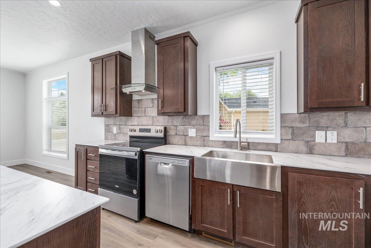 421 S Curtis Rd, #138, Boise, Idaho 83705, 3 Bedrooms, 2 Bathrooms, Residential For Sale, Price $250,000, 98983323