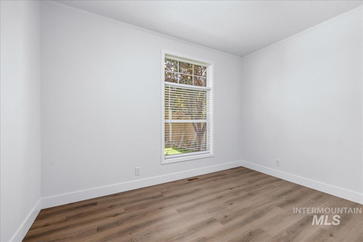421 S Curtis Rd, #138, Boise, Idaho 83705, 3 Bedrooms, 2 Bathrooms, Residential For Sale, Price $250,000, 98983323
