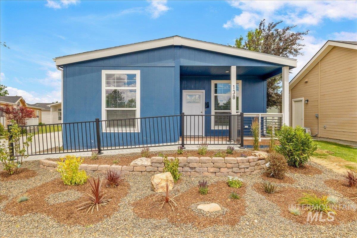 421 S Curtis Rd, #138, Boise, Idaho 83705, 3 Bedrooms, 2 Bathrooms, Residential For Sale, Price $250,000, 98983323