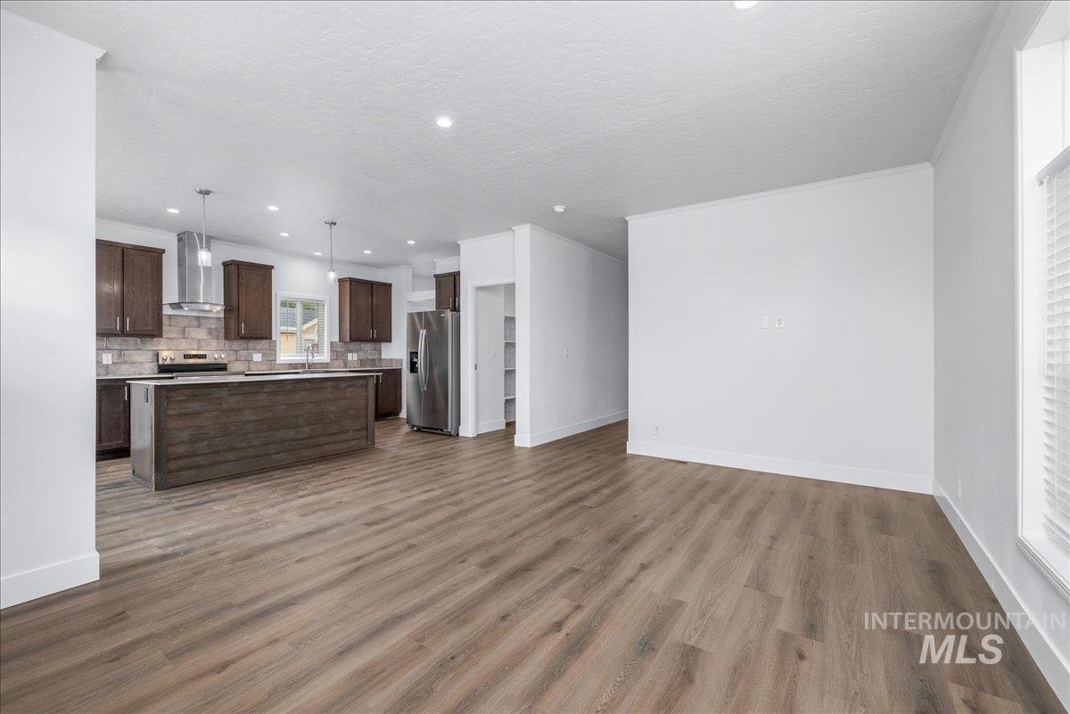 421 S Curtis Rd, #138, Boise, Idaho 83705, 3 Bedrooms, 2 Bathrooms, Residential For Sale, Price $250,000, 98983323