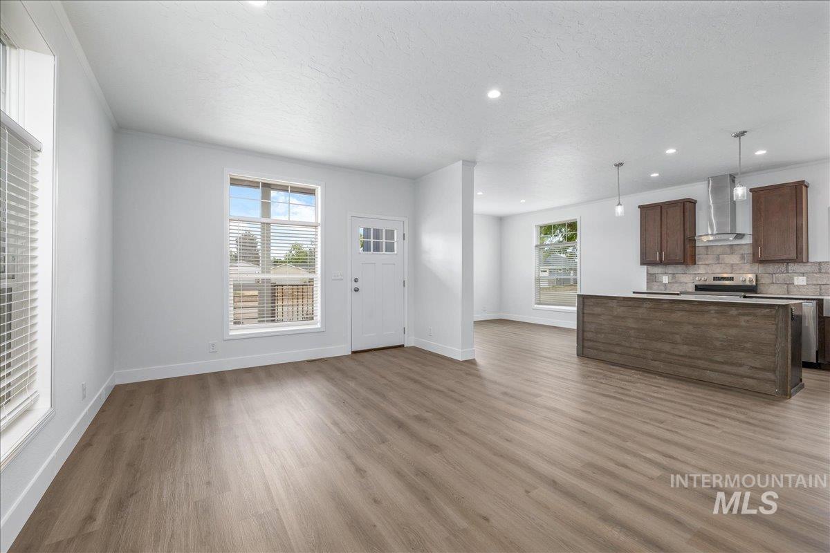 421 S Curtis Rd, #138, Boise, Idaho 83705, 3 Bedrooms, 2 Bathrooms, Residential For Sale, Price $250,000, 98983323